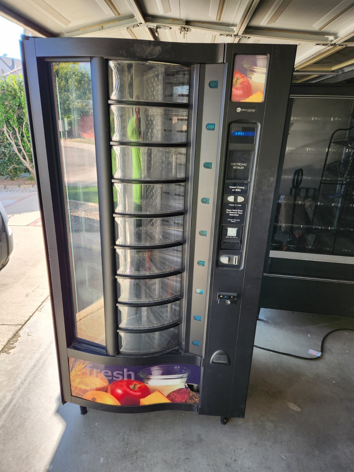 Crane National 432 Cold Food Vending Machine