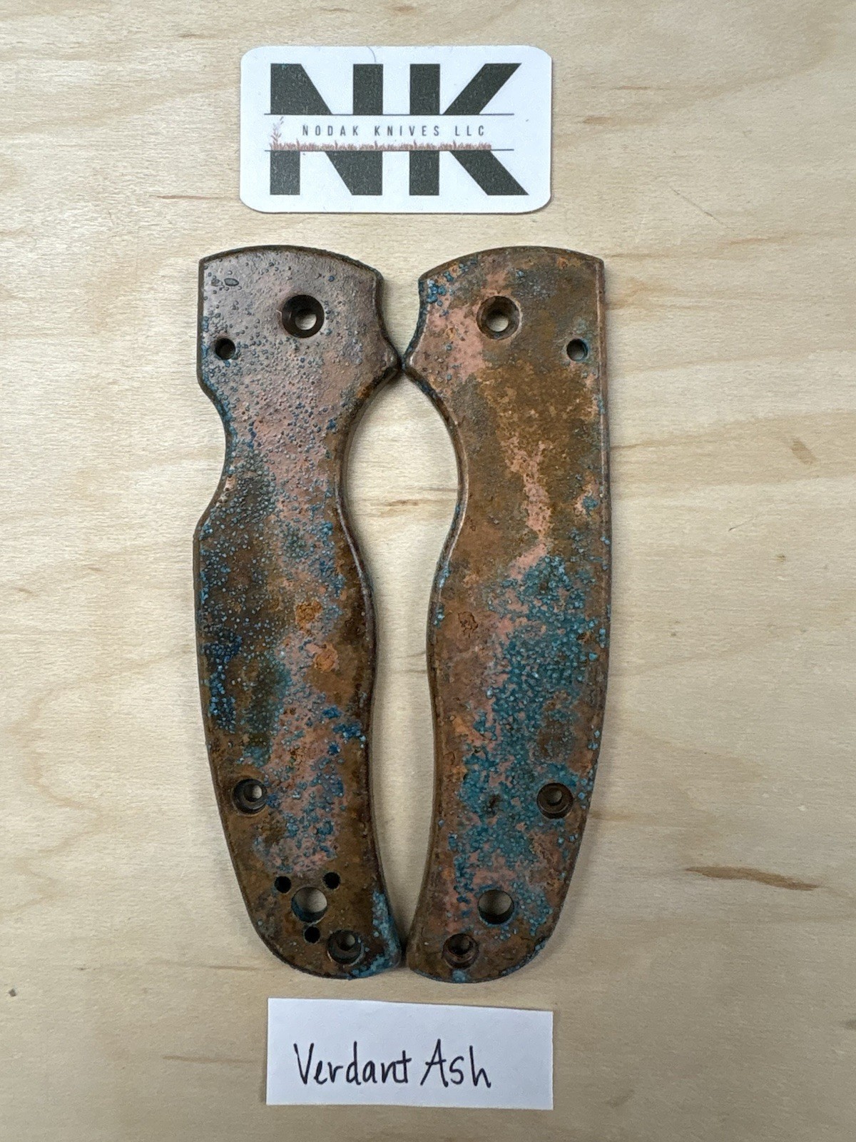 Nodak Custom “Verdant Ash” Shipwreck Copper Spyderco Shaman Handle Scales