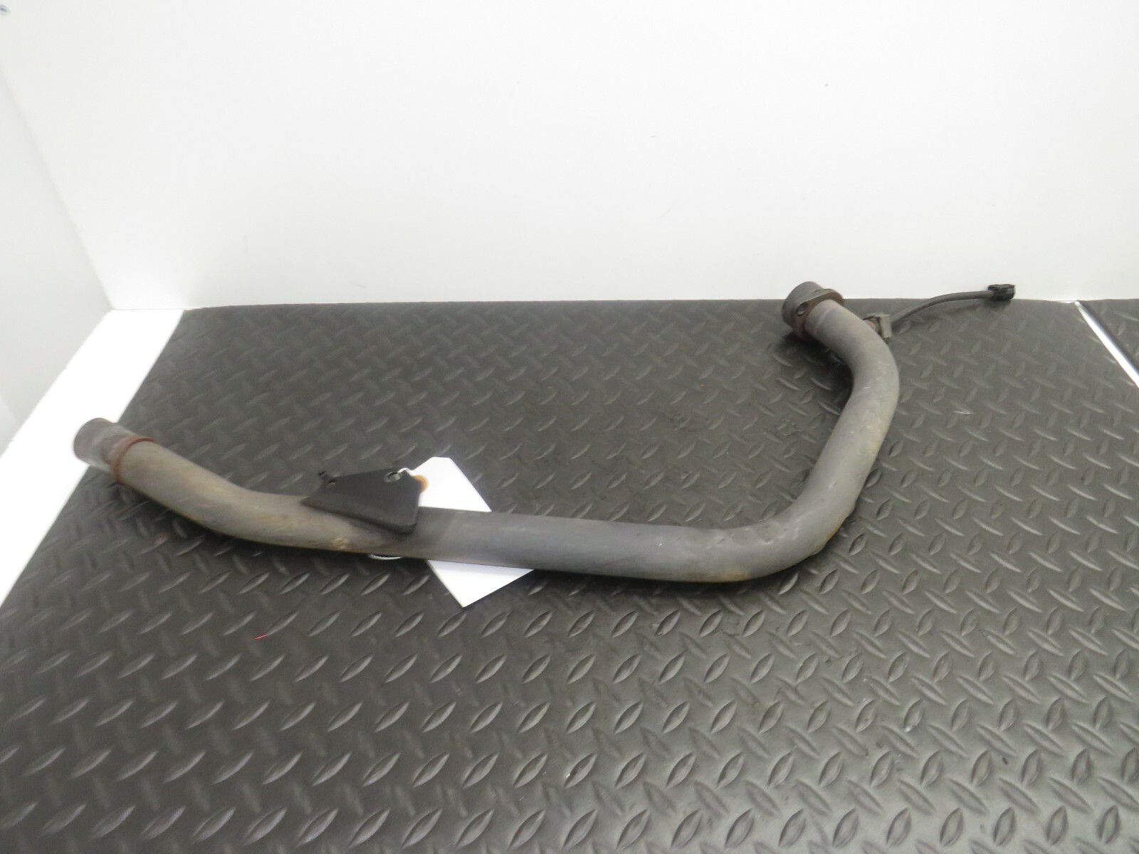 18 19 HONDA CBR 300 CBR300 OEM STOCK EXHAUST HEAP PIPE 18320-K75-A50