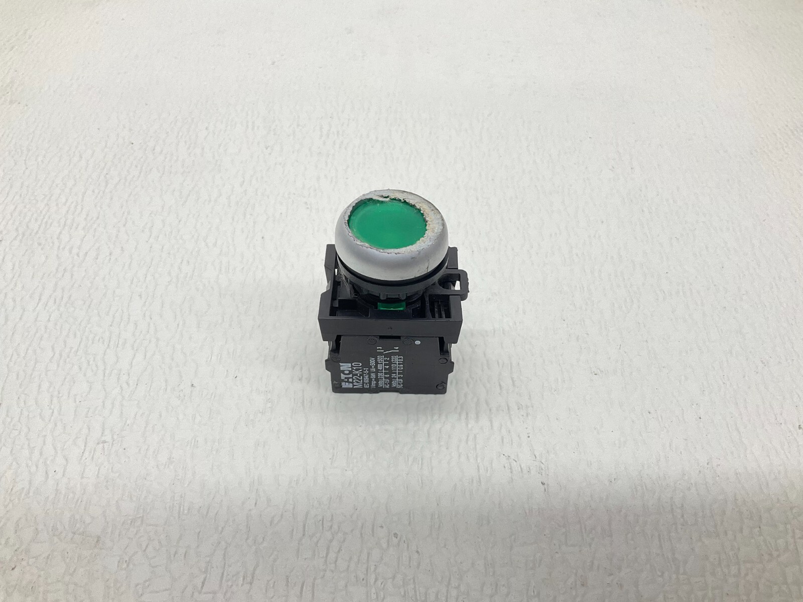 Eaton M22-K10 Green Illuminated Push Button M22-LED M22 (TSC)