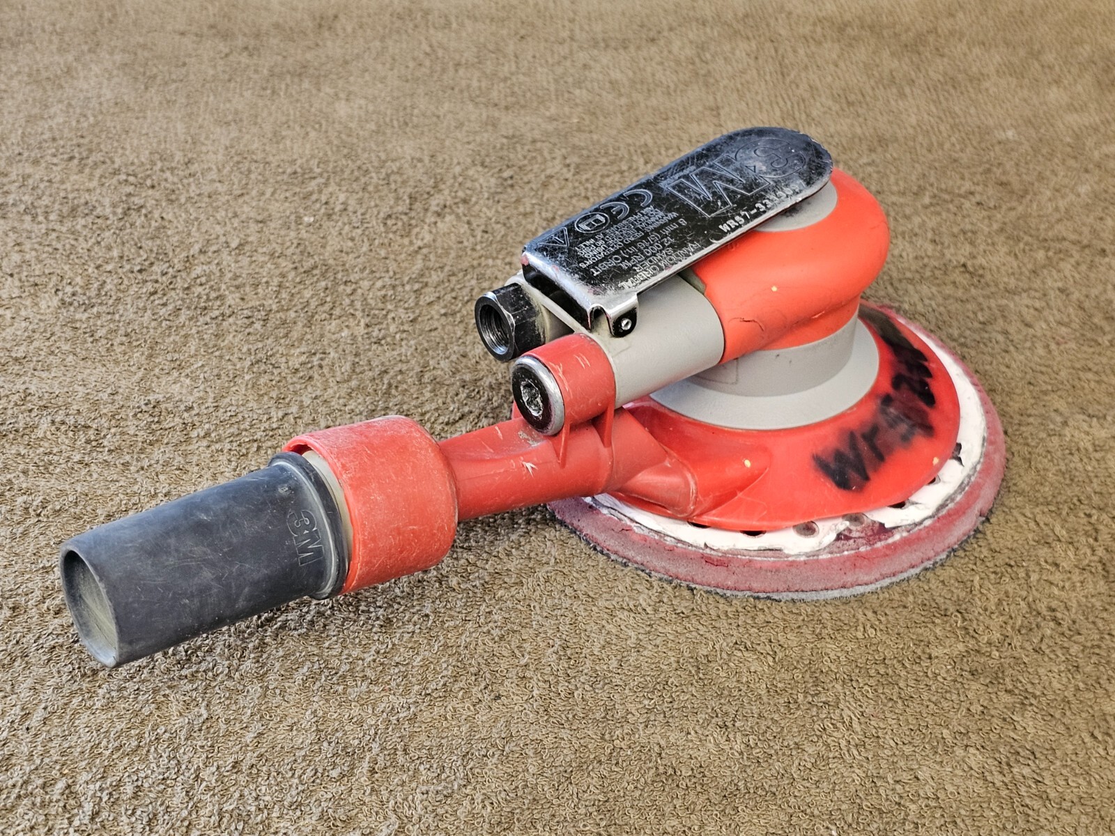 3M 20208 Vacuum Random Orbital Sander Pneumatic Air Hook loop 6" Disc Pad