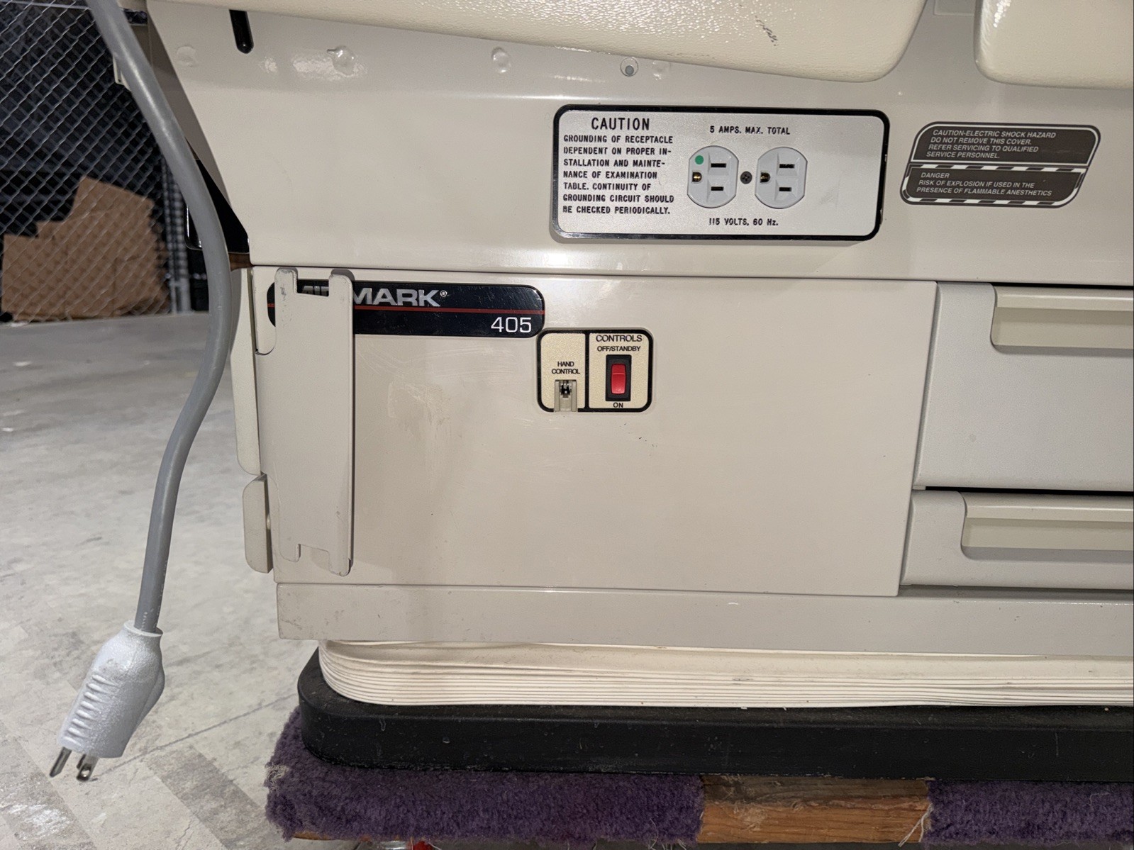 Midmark 405 Power Exam Table Working No Hand Control