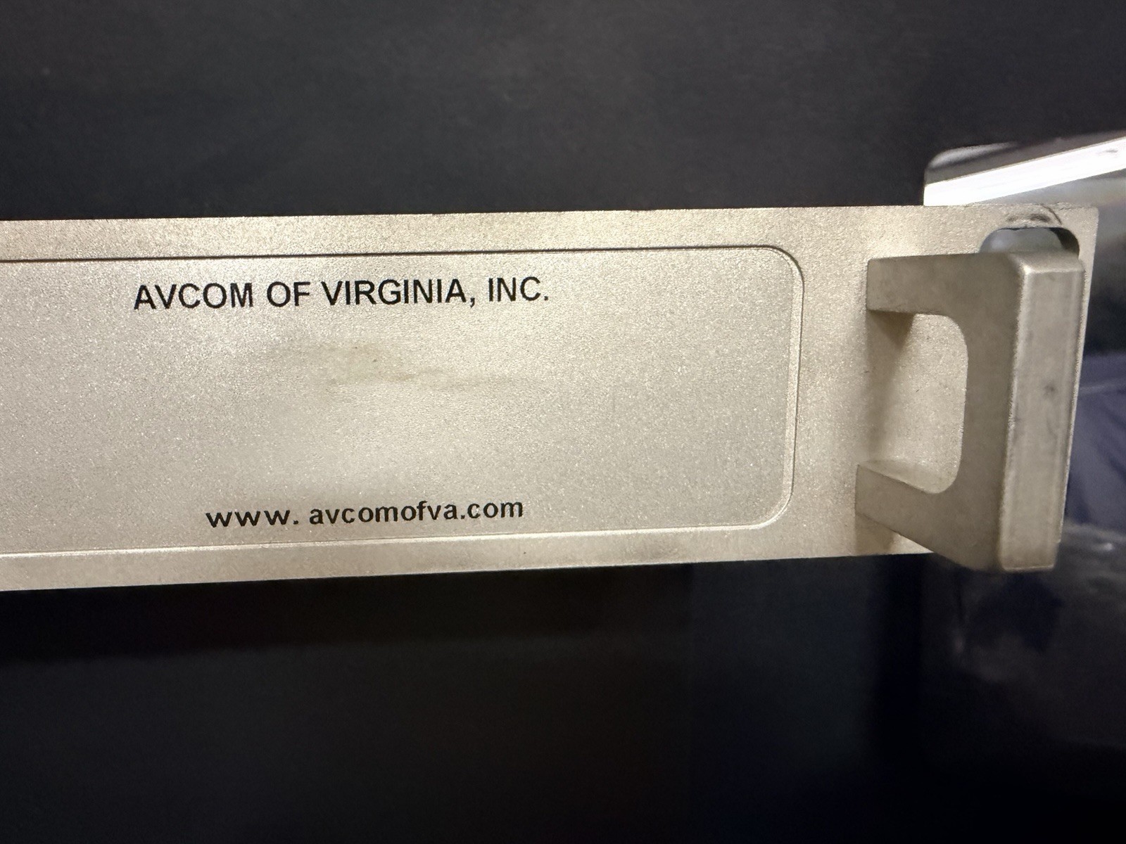 AVCOM RSA-2150B Remote Spectrum Analyzer: 950-2,150MHz FreeShipping
