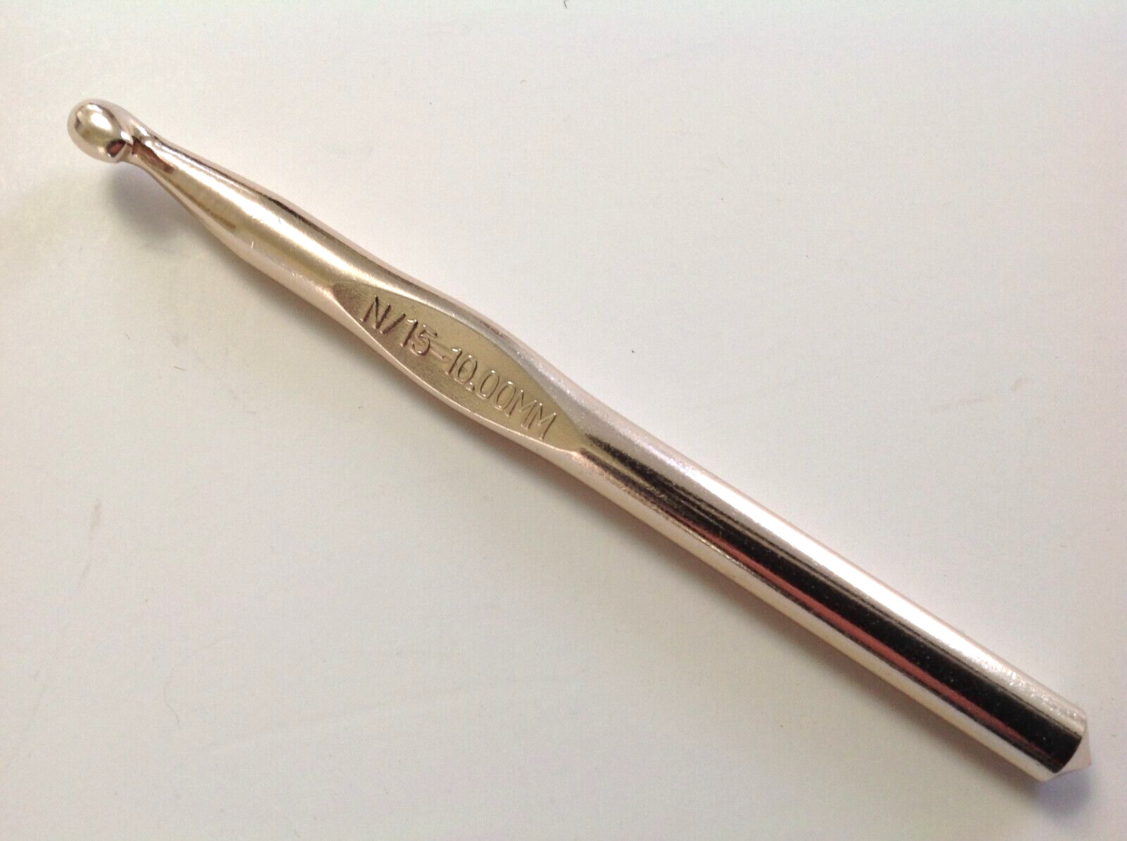 BOYE Crochet Hook Metal Size 15  Rose Gold Finish