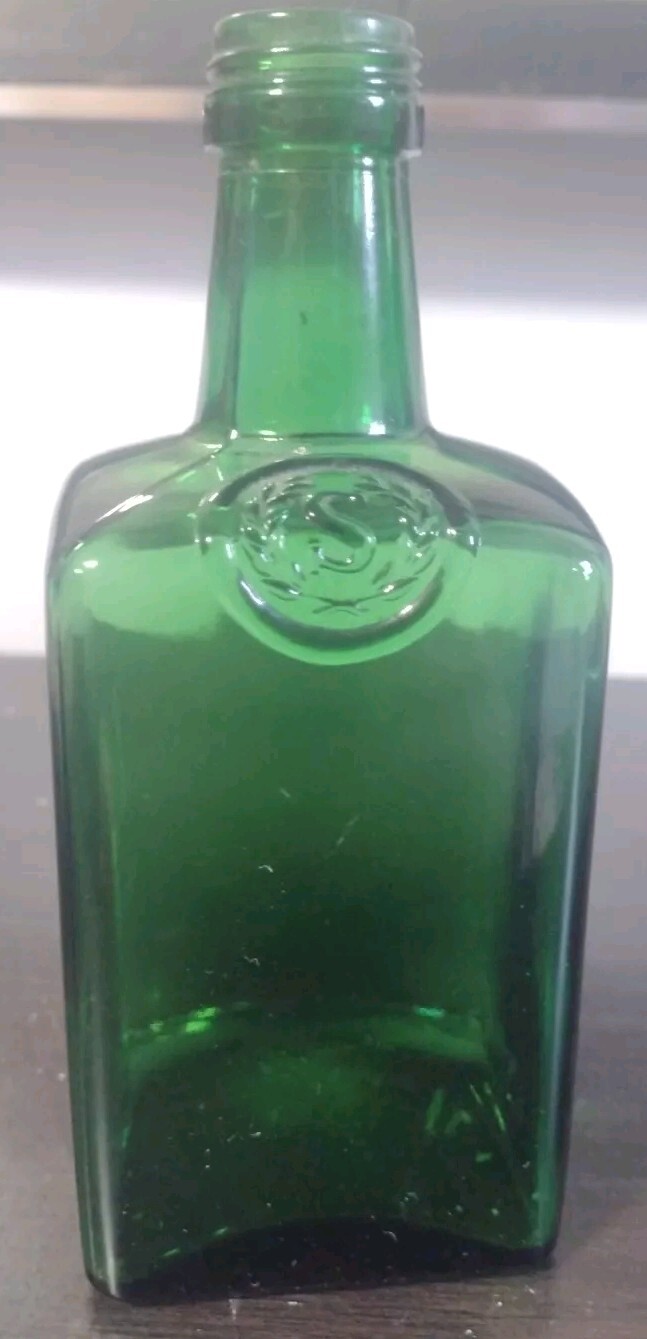 Vintage Squires Gin Ltd London England Large  Green Glass Gin Bottle