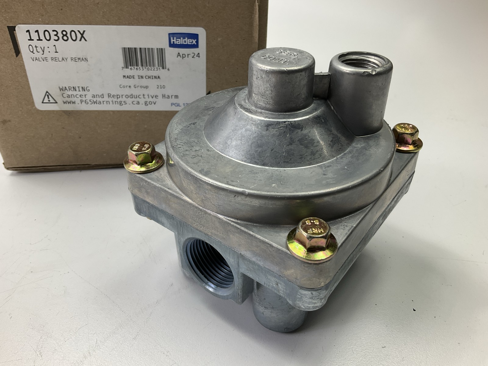 REMAN. Haldex 110380X Sealco Relay Valve, 3/4" Reservoir, (4) 3/8" Delivery