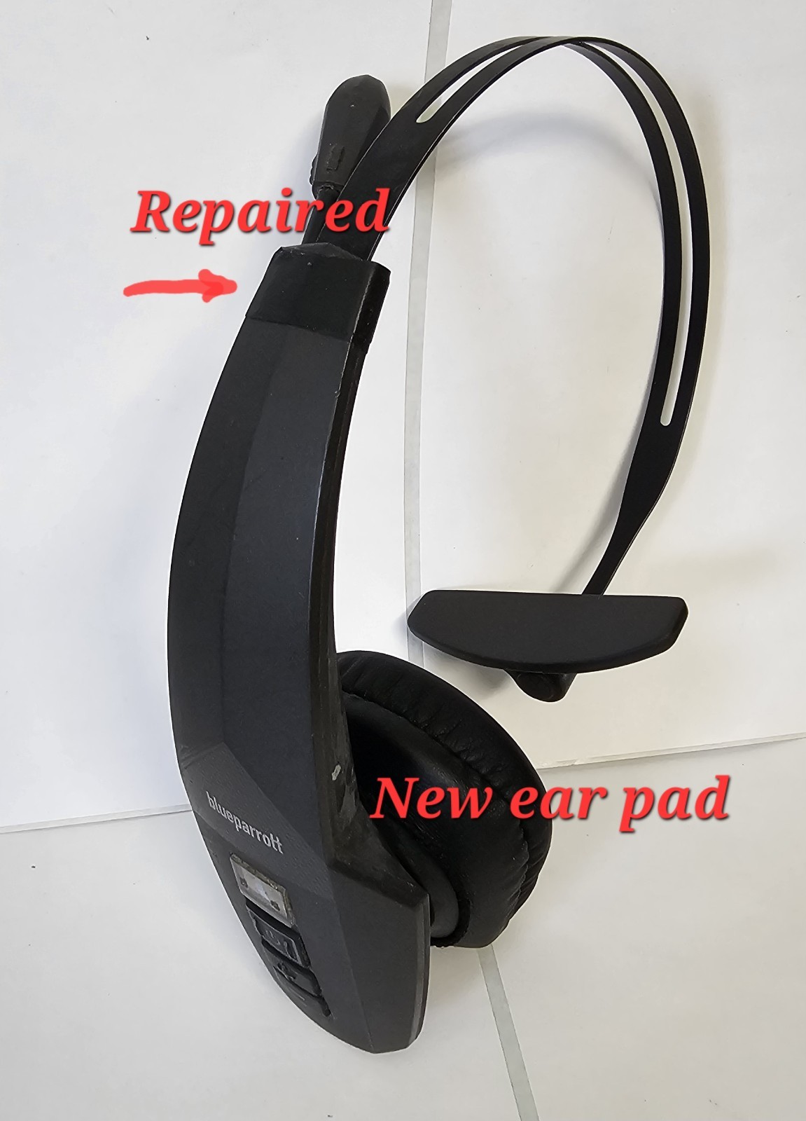 BlueParrott - B350-XT II  Wireless On-Ear Headset for Trucker Repaired