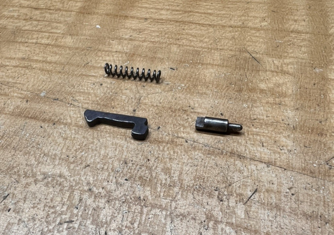STEVENS MODEL 6JDL, 60, 87N 887 87JDL, 87P 87JDL, 87P EXTRACTOR LEFT THIN STYLE