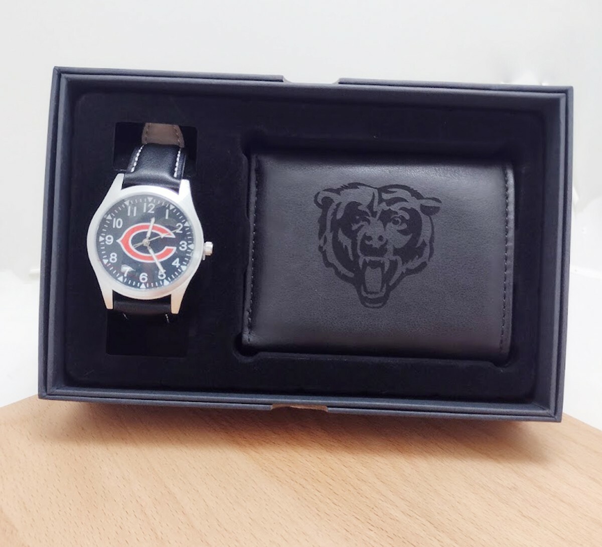 Chicago Bears NFL Black Watch And Wallet Gift Set - Free Shipping
