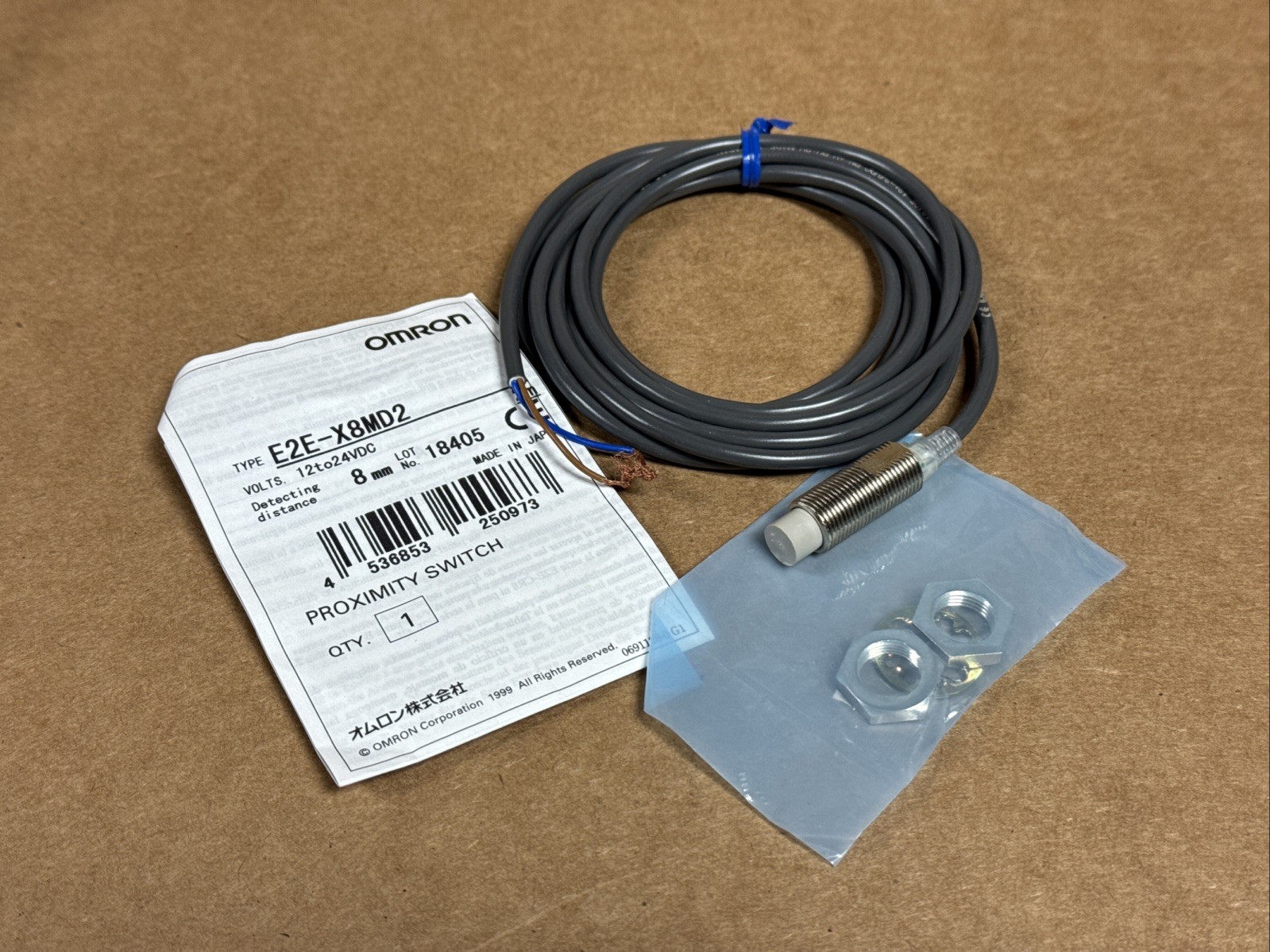 NEW Omron E2E-X8MD2 Proximity Switch Sensor WARRANTY FAST SHIPPING