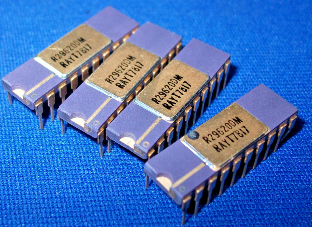 R29620DM RAYTHEON 29620DC 20-PIN GOLD CERAMIC DIP VINTAGE 1978 RARE MILSPEC QTY1