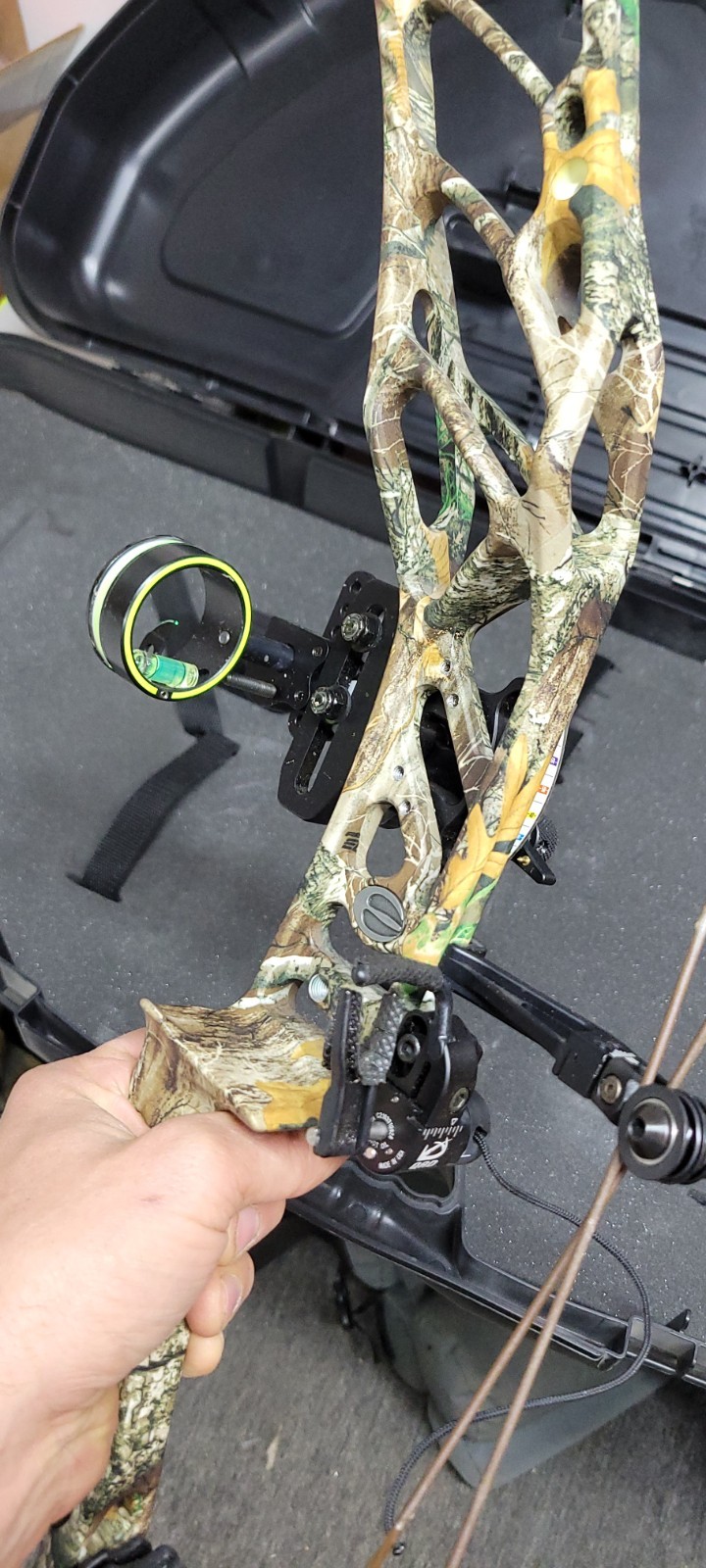 Elite Remedy Compound Bow