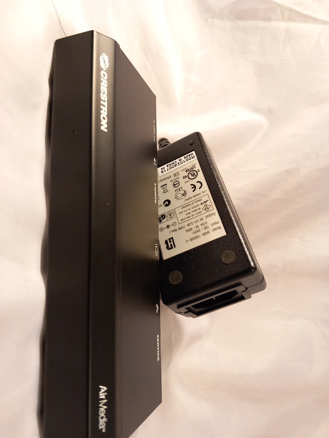 Crestron AM-101 AirMedia wireless presentation system + ALT PSU