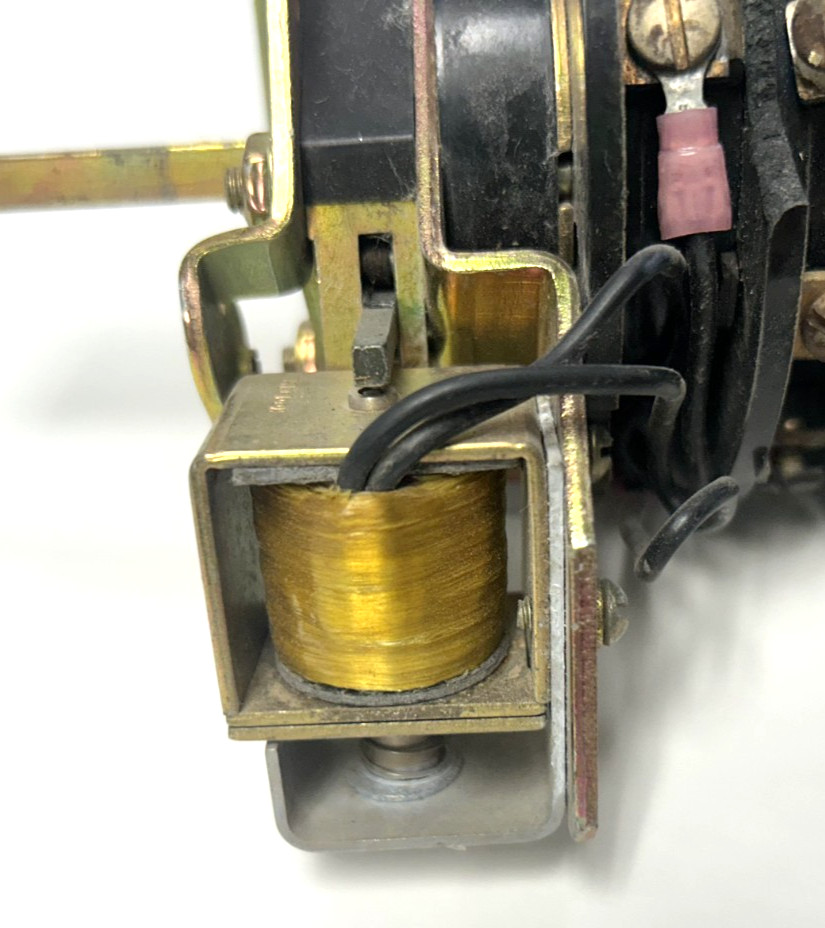 ELECTROSWITCH SERIES 24 ROTARY CONTROL SWITCH 600V 20A DD2008-12C