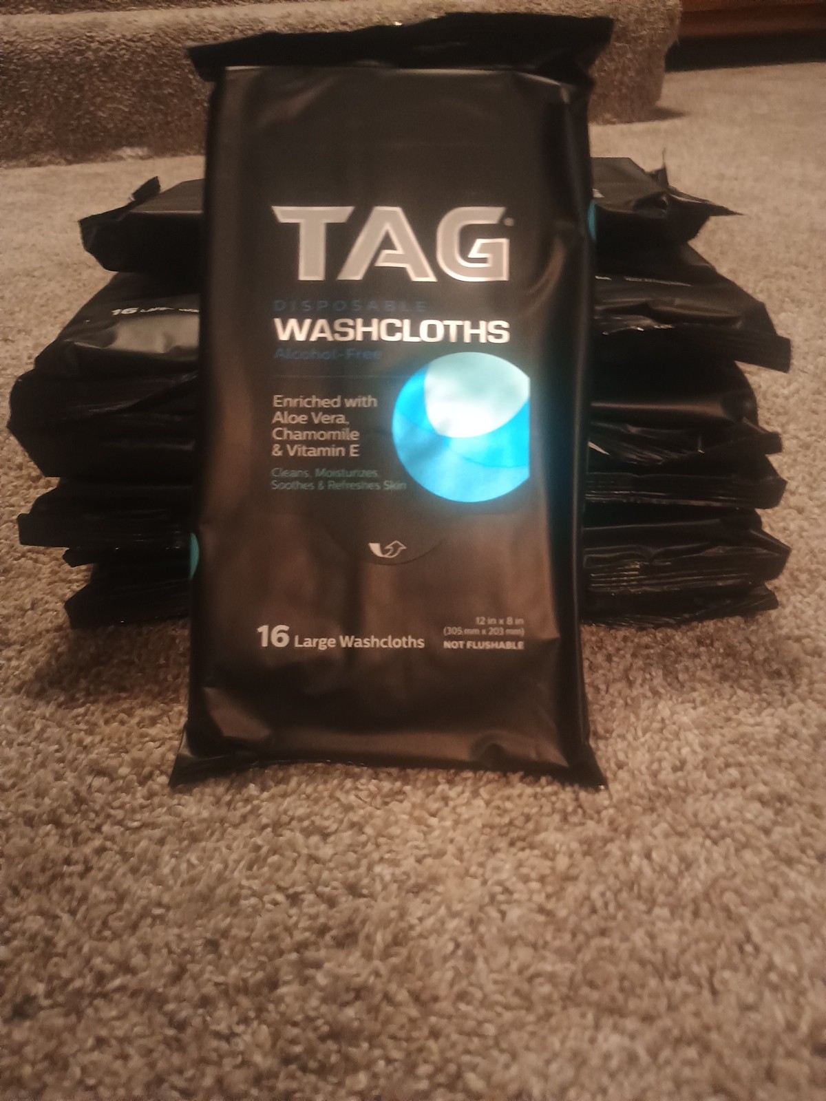 Large Lot Tag Disposable Washcloths. Alcohol -free. 16 Large Wash Clothes.