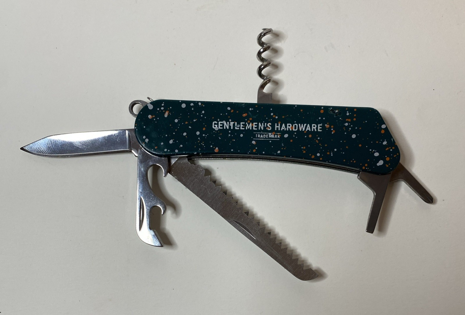 Gentlemen’s Hardware Pocket Knife – Compact Multi-tool with Speckled Handle