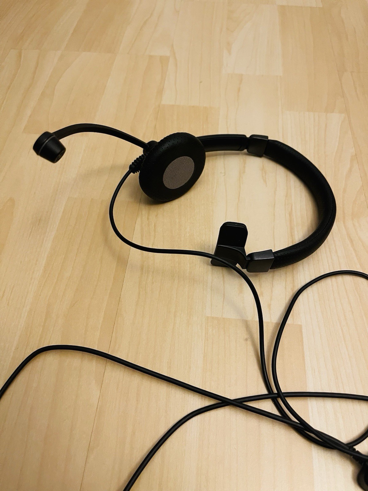 Sennheiser Headset, Single-Sided, Wired, USB Connect. Never used- PRISTINE