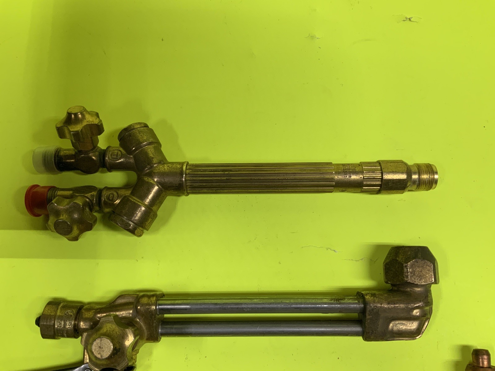Victor Cutting Torch Set CA25 Attachment WH26FC Handle &4 tips