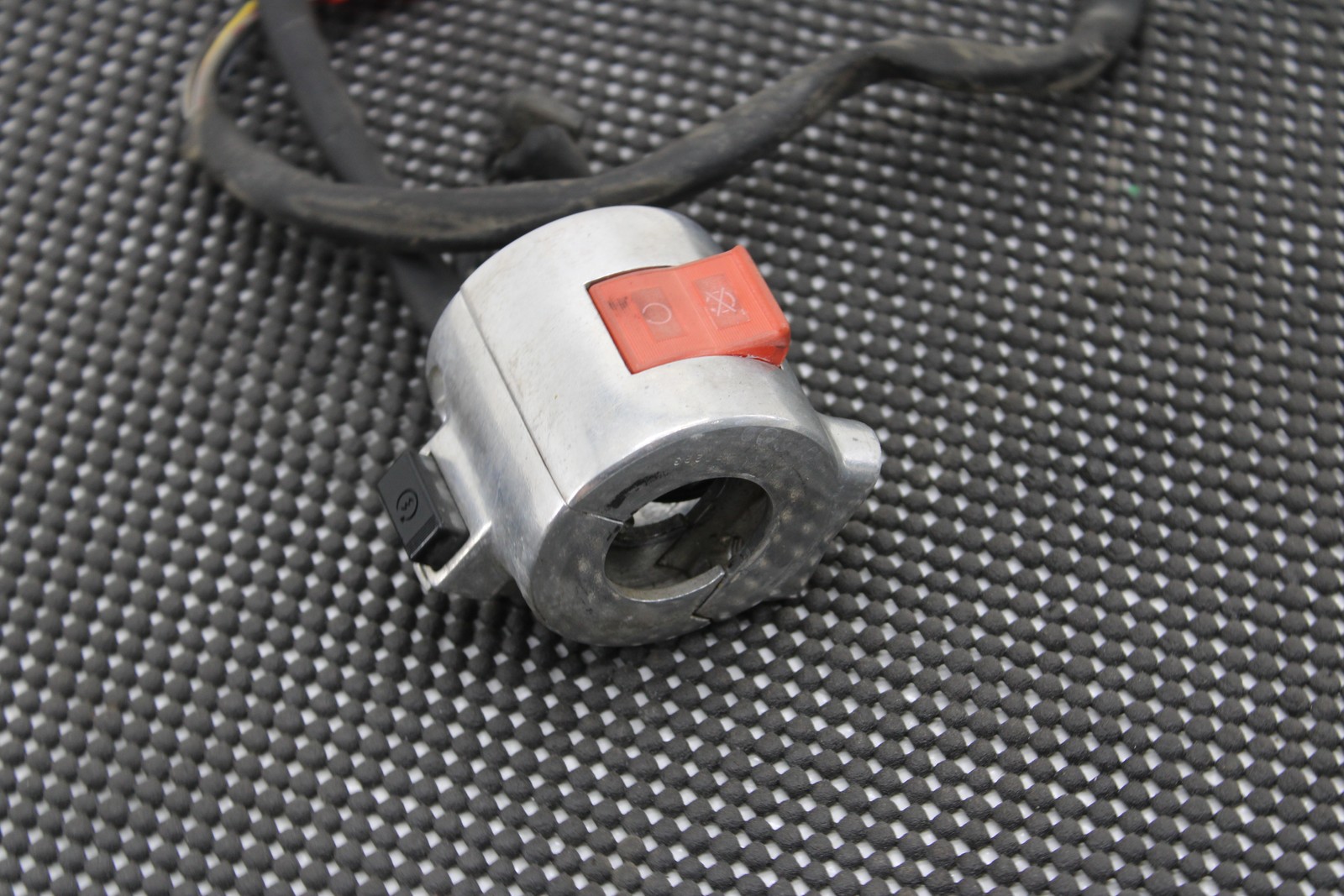 2002-2003 Honda VTX1800 Right Control Starter Kill Switch