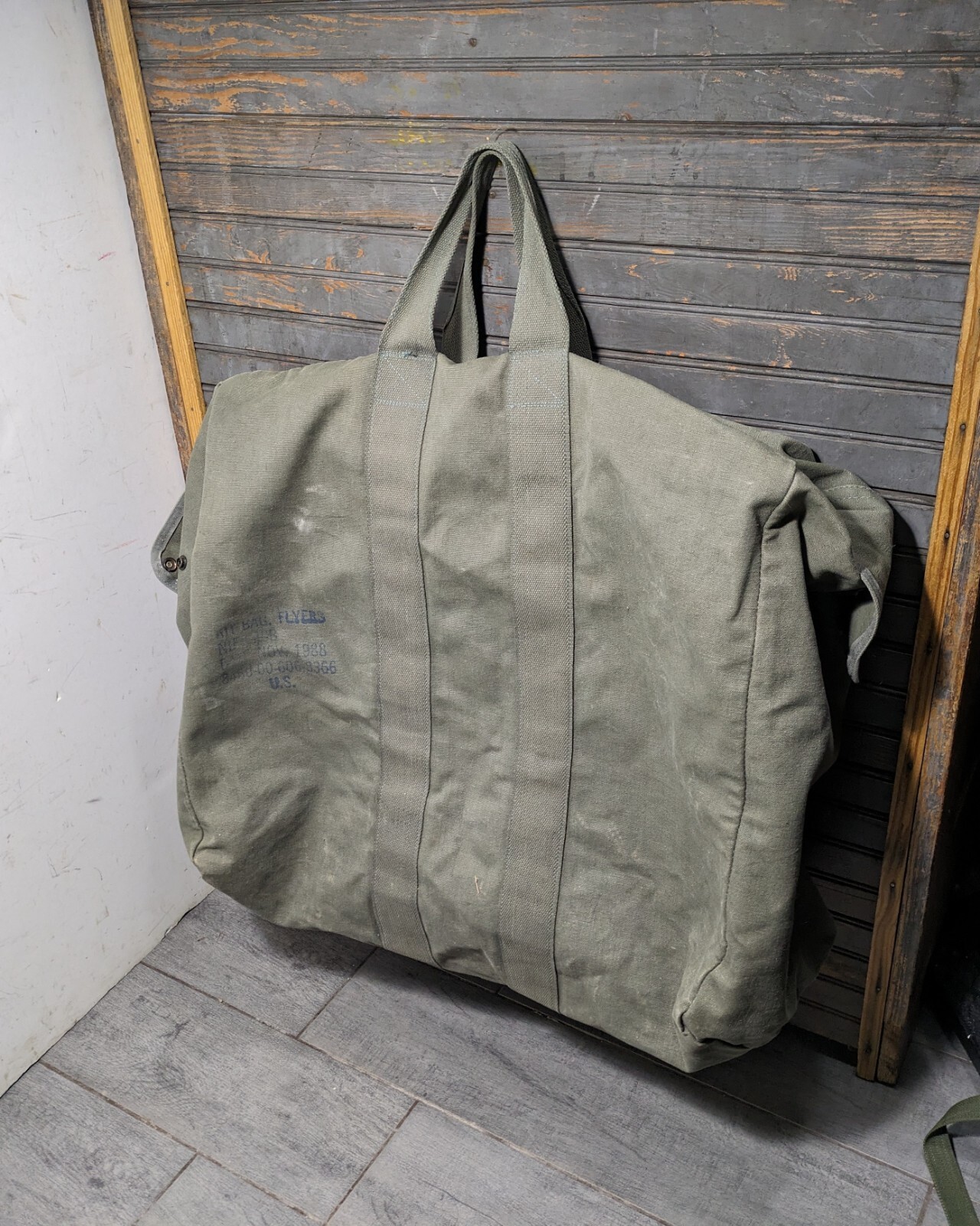 Military Flyers Pilot Kit Bag Canvas Flight Duffle US Army Air Force 1988 Vtg