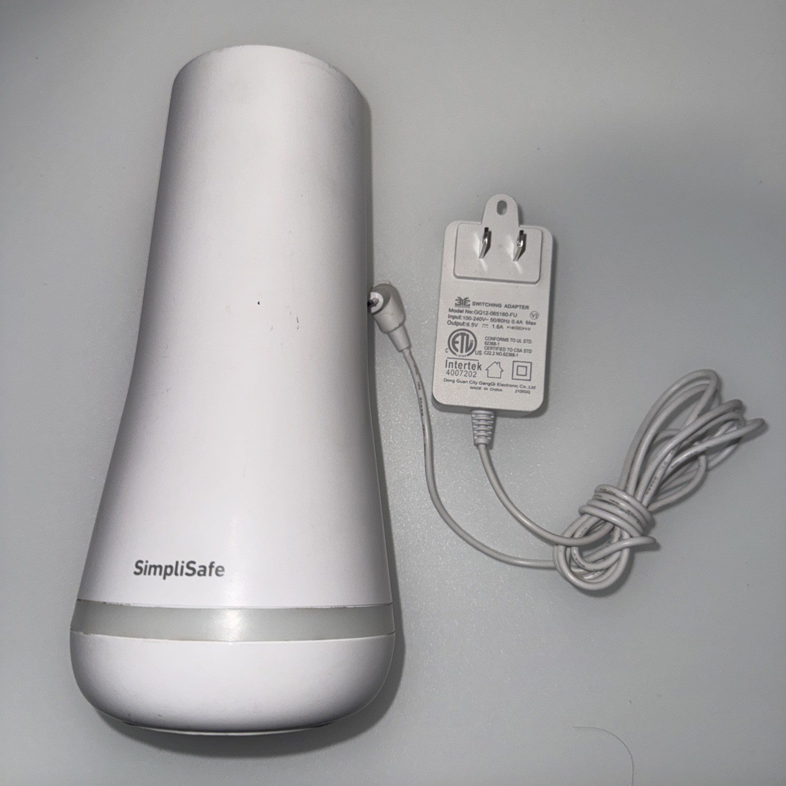 SimpliSafe SSBS3 Base Station Home Security System With Power Cord.