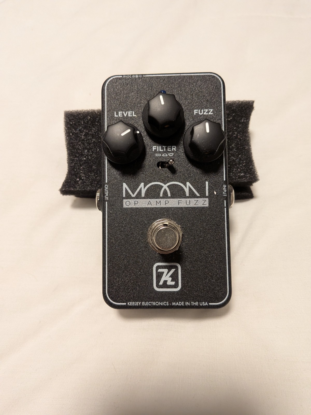 Keeley Moon Fuzz  -Super Op Amp guitar pedal - like new