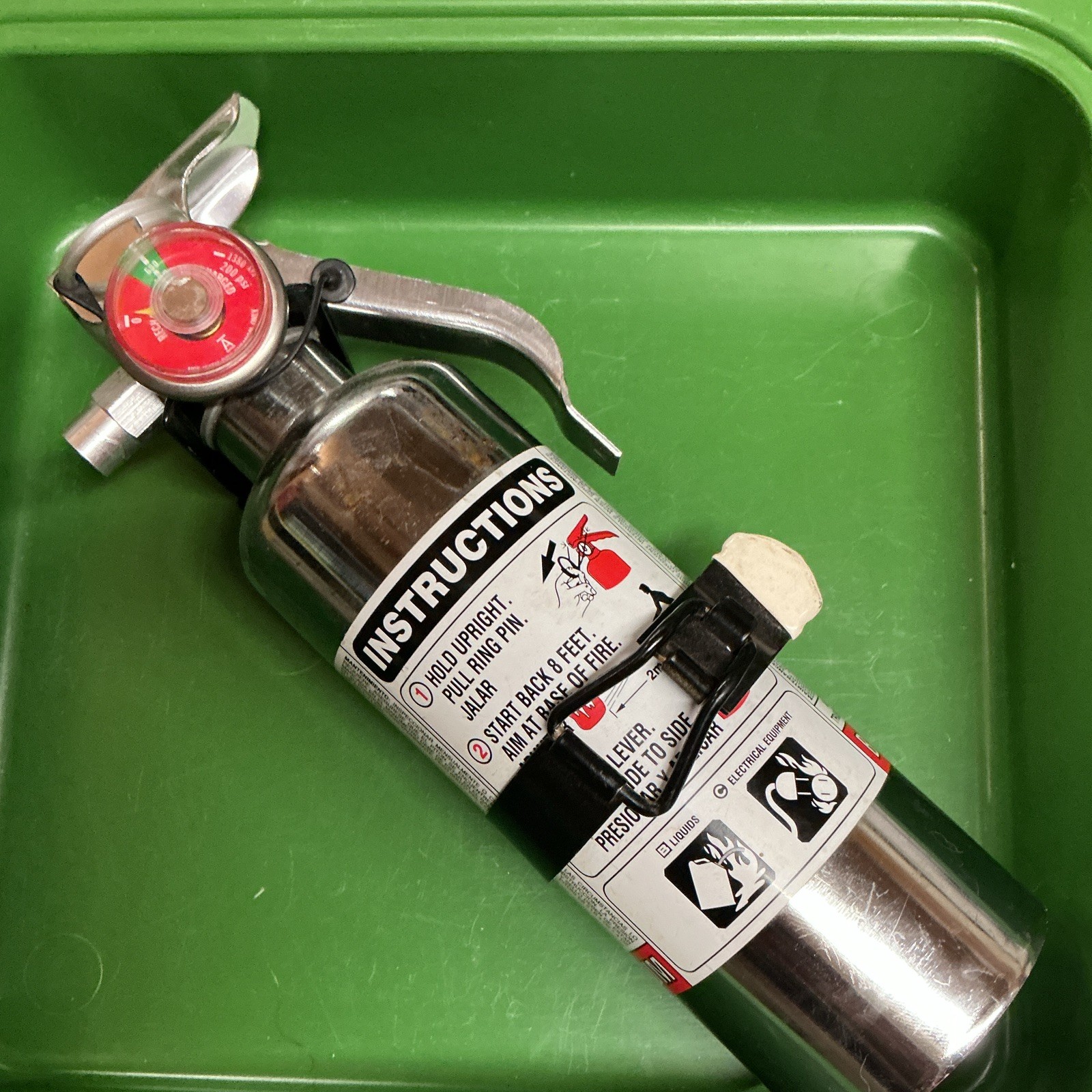 Amerex A620 (MPN A620) Sodium Bicarbonate Fire Extinguisher Exp 2002
