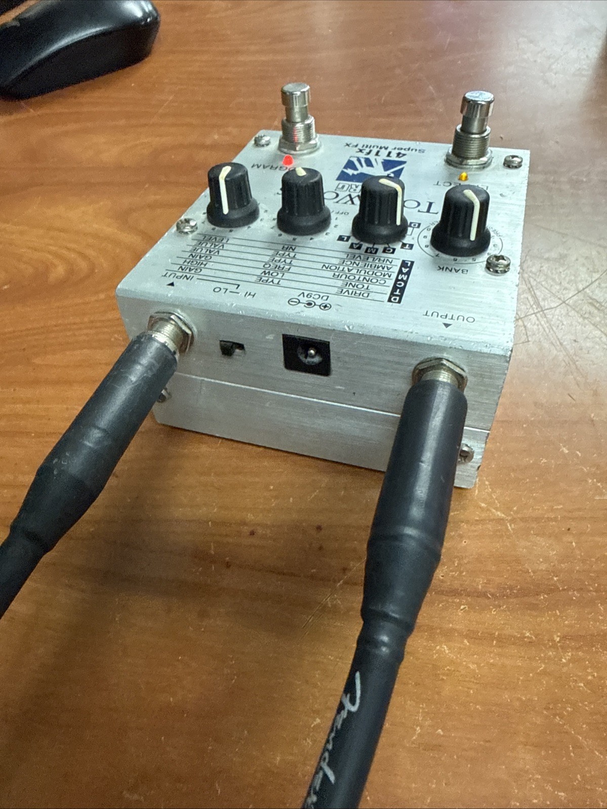 Korg ToneWorks 411fx Super Multi FX Pedal MISSING BATTERY COVER