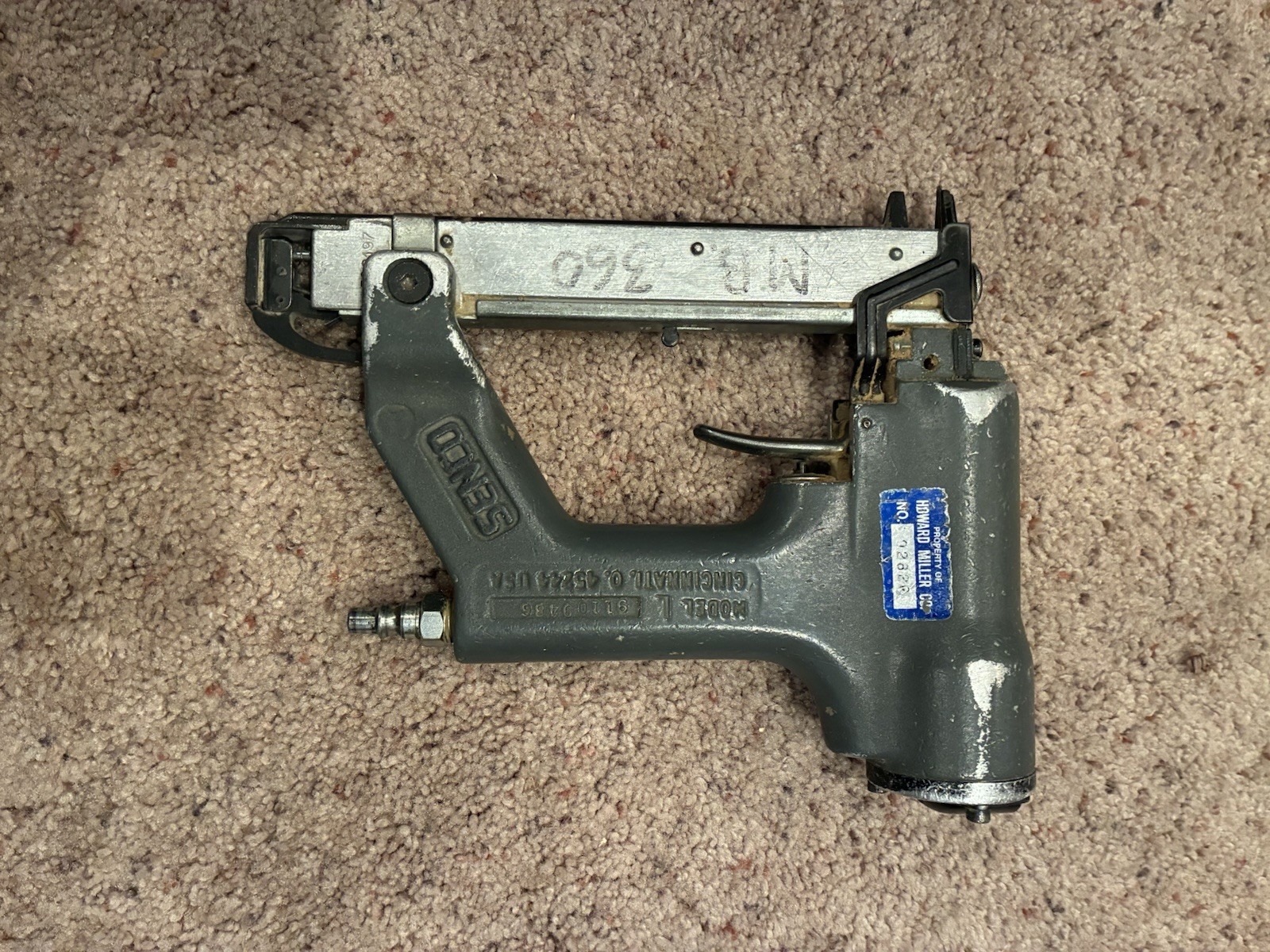 Senco MB-360 91109486 Pneumatic Stapler Air Tool for Staples