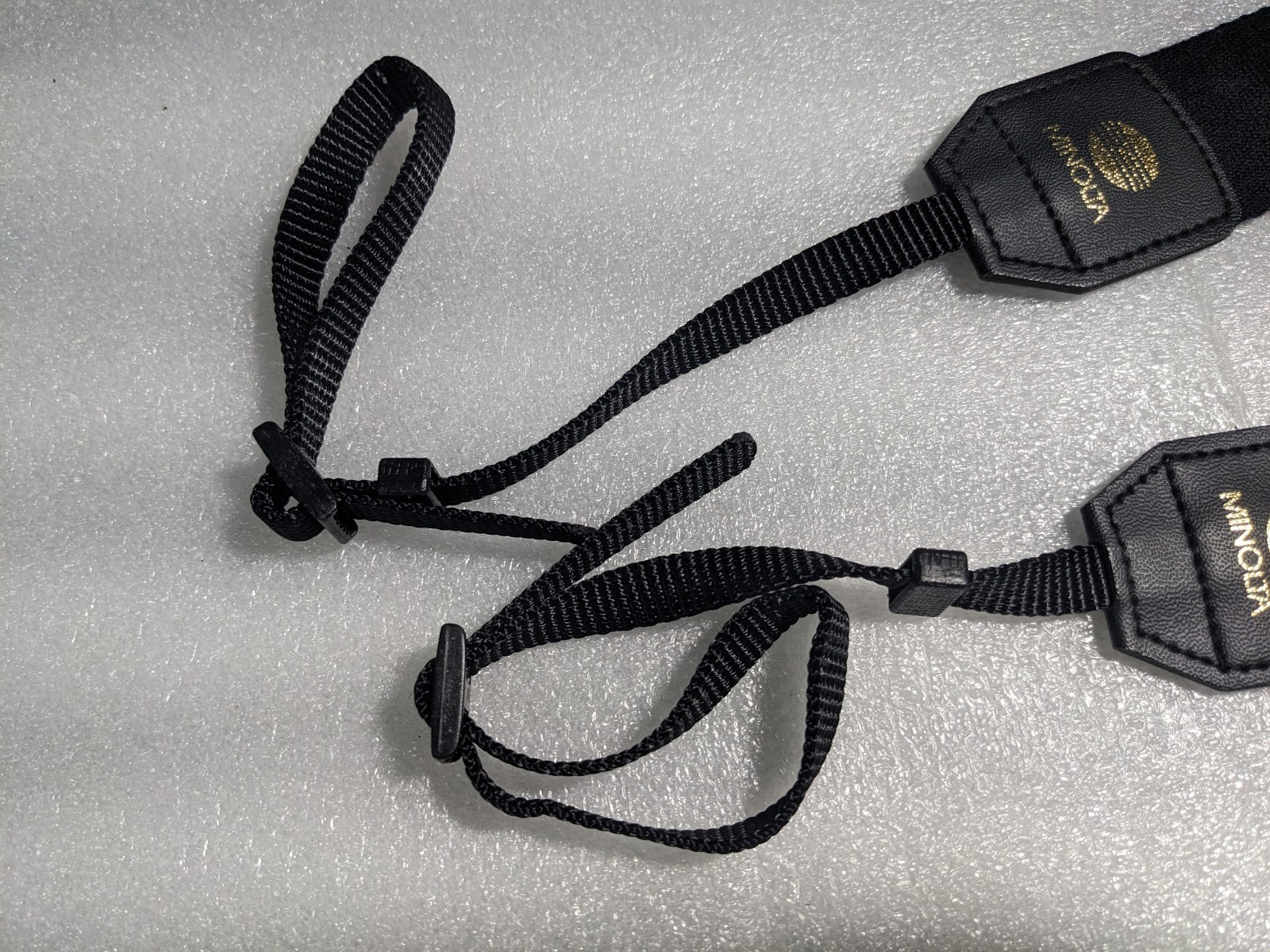 Minolta Maxxum Black Adjustable Camera Strap