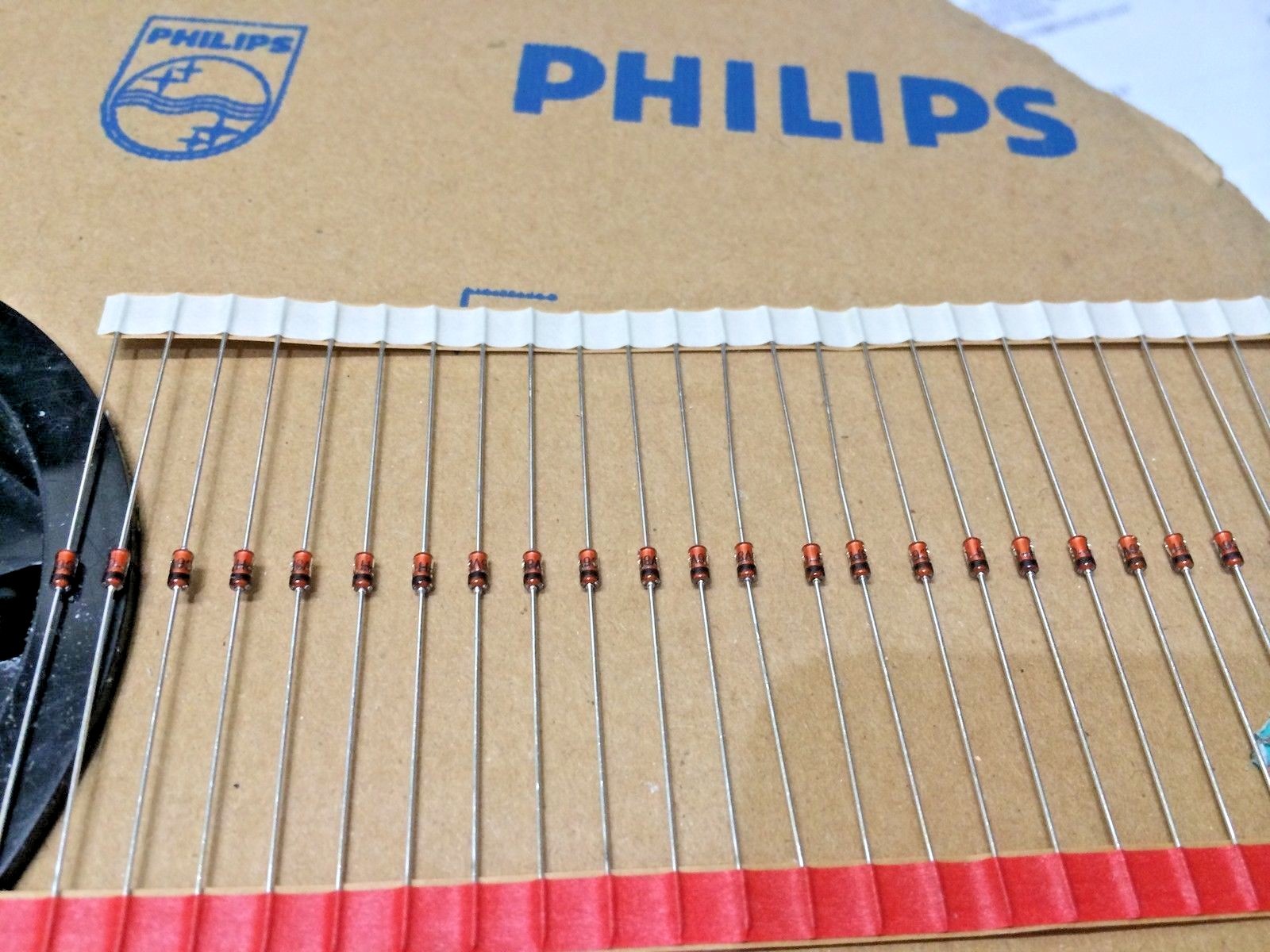 BZX79-A18 BY PHILIPS LOT OF 50