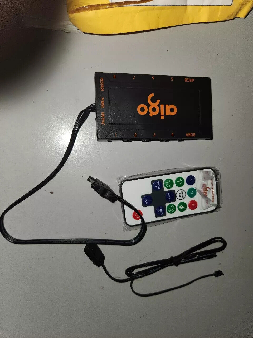 1PCS HUB 5V 3PIN ARGB AURA SYNC REMOTE PC COOLER CONTROLLER AIGO R12 PRO