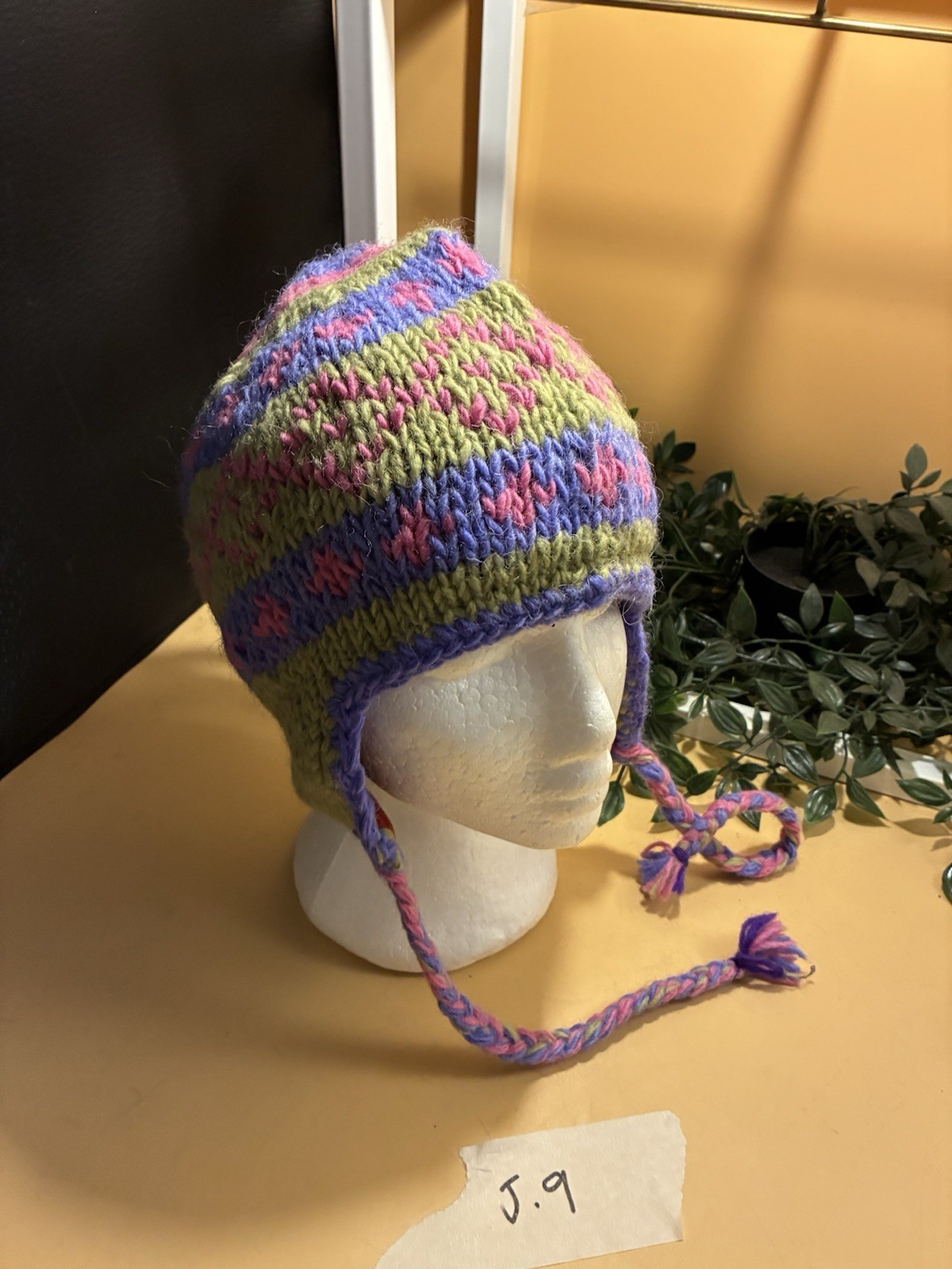 Peruvian Style: Funky Colours mix soft wooly hat