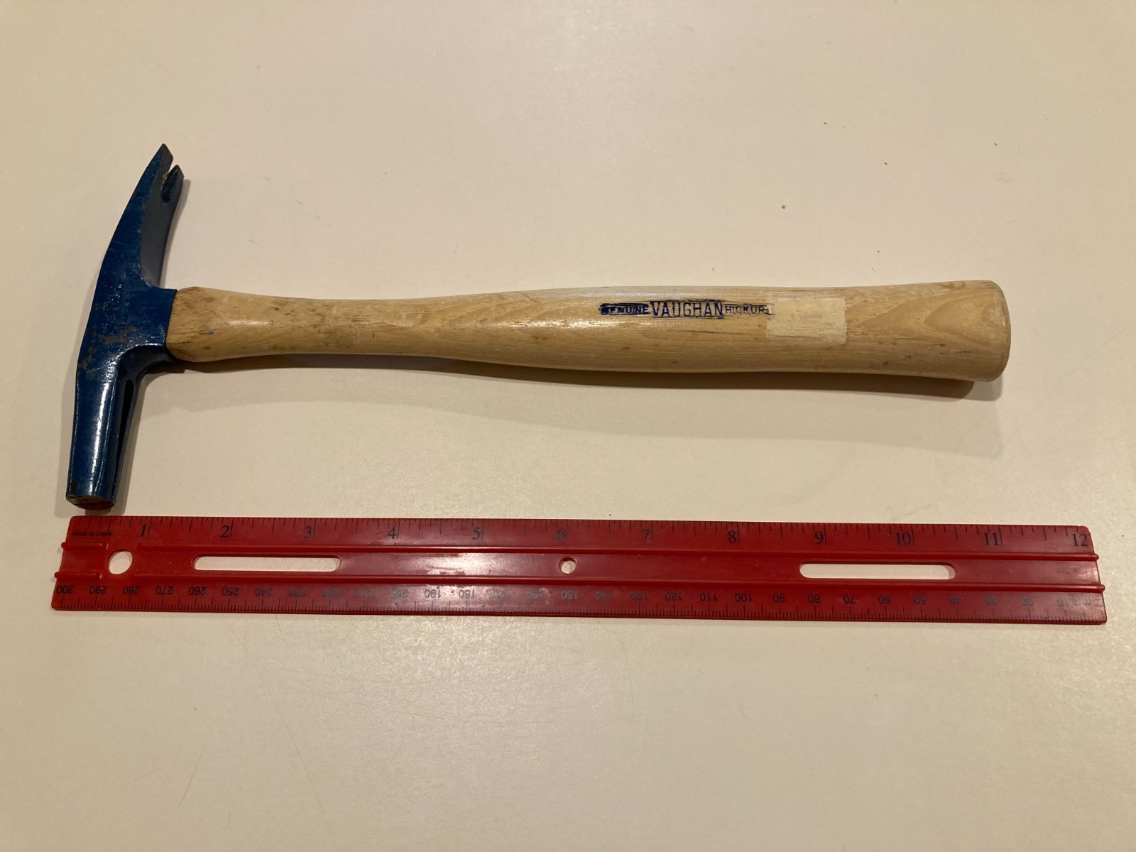 Vintage VAUGHAN Tack Upholstery Leatherwork Hammer w Hickory Handle Magnetic Tip