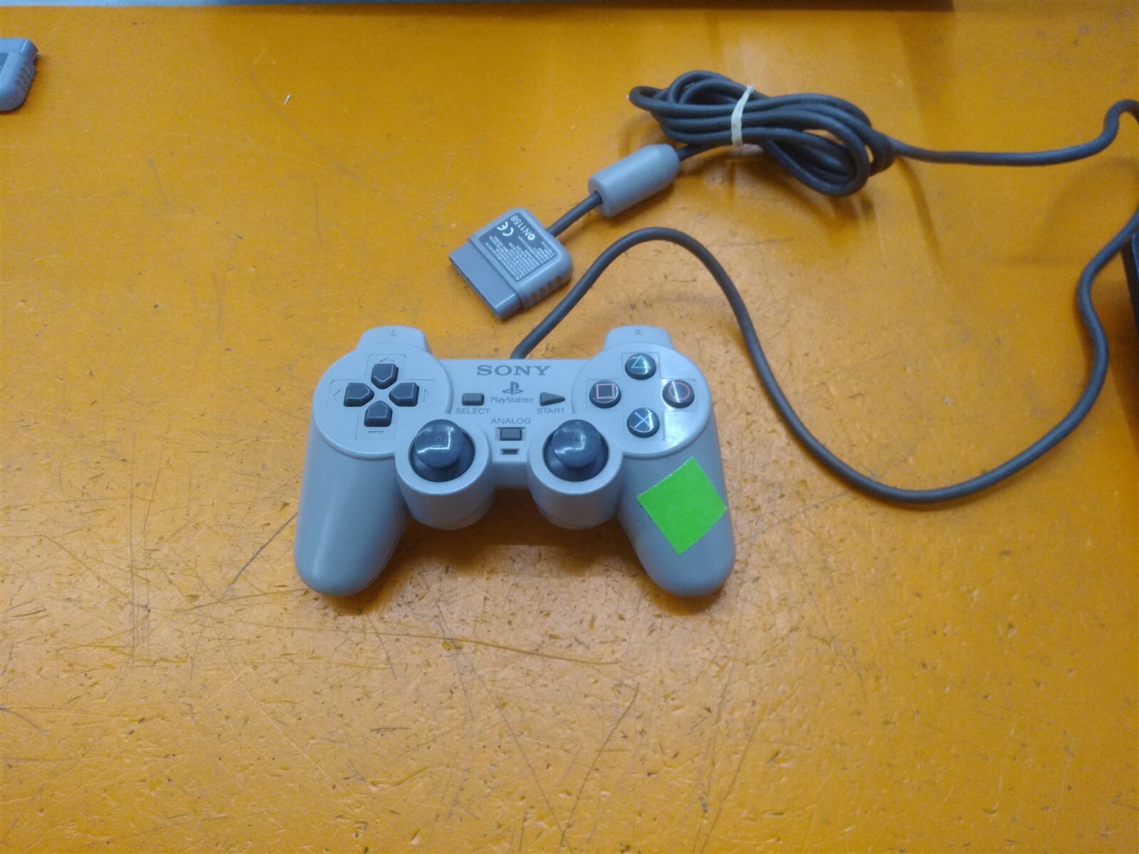 ⭐️⭐️⭐️⭐️⭐️ Sony PlayStation Wired Controller SCPH-1200