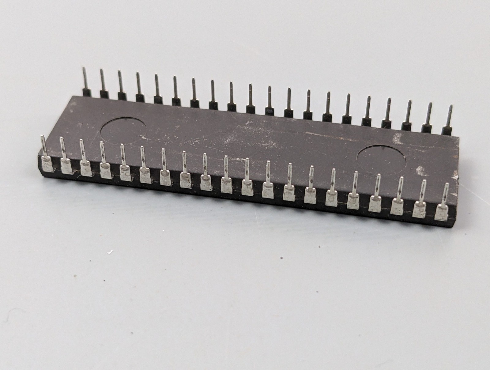Macronix MX82C50A UART IC