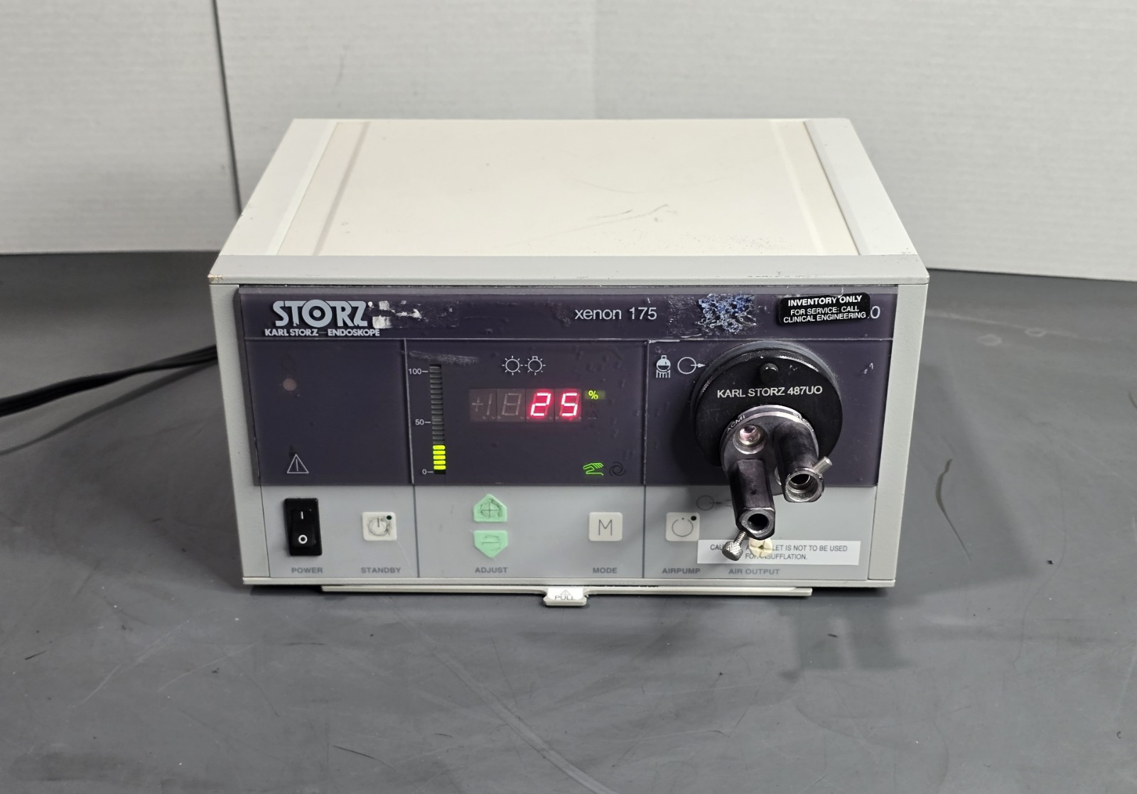 Karl Storz 201320-20 Xenon 175 Endoscope Light Source power Tested