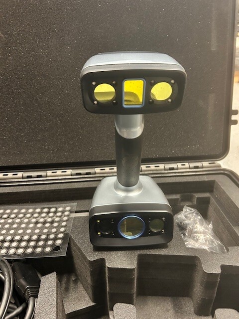 Einscan HX Handheld 3D Scanner in Wheeled Hard Case