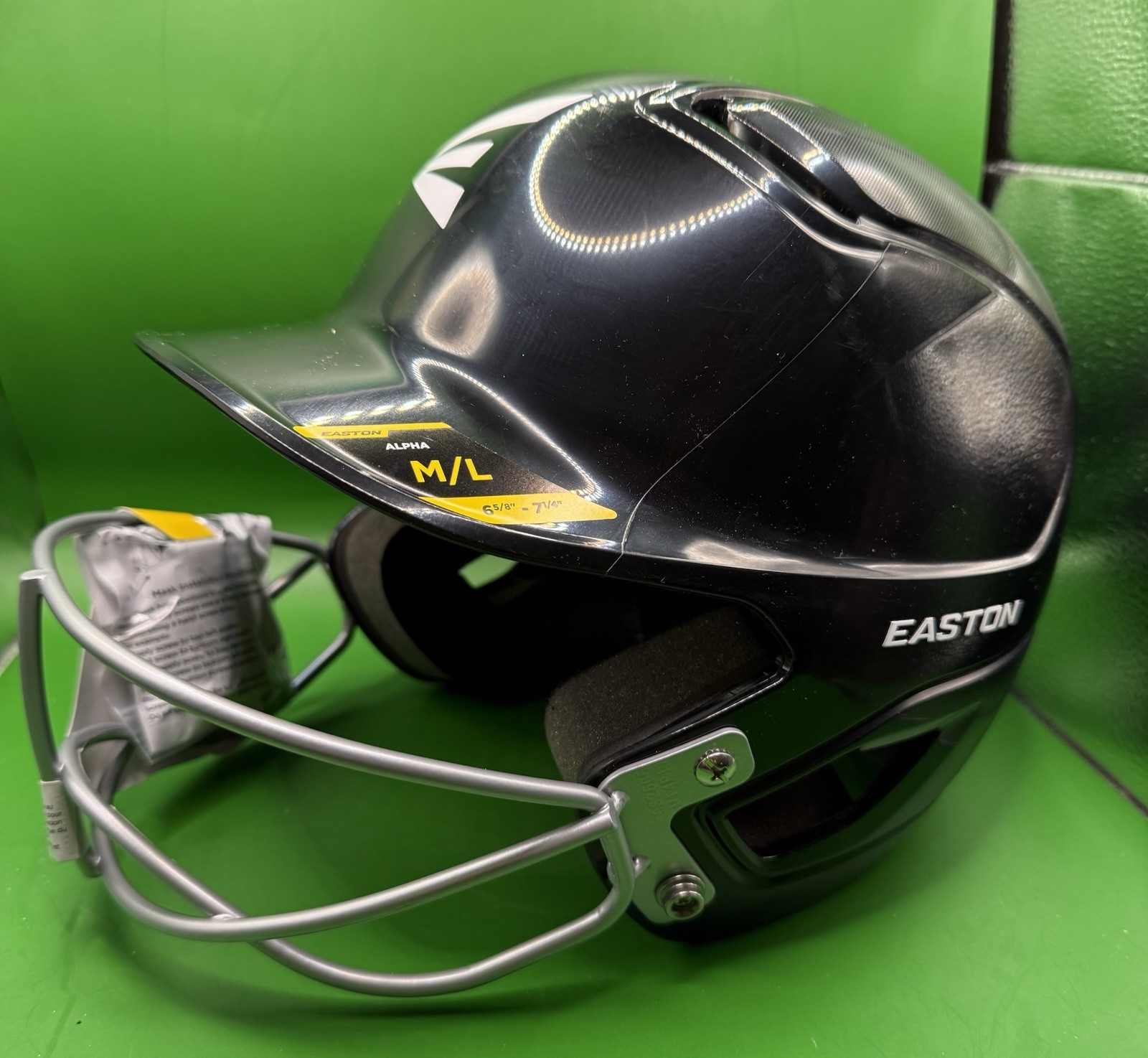 Easton Alpha Fastpitch Softball Batting Helmet w/ Facemask Black Medium Large