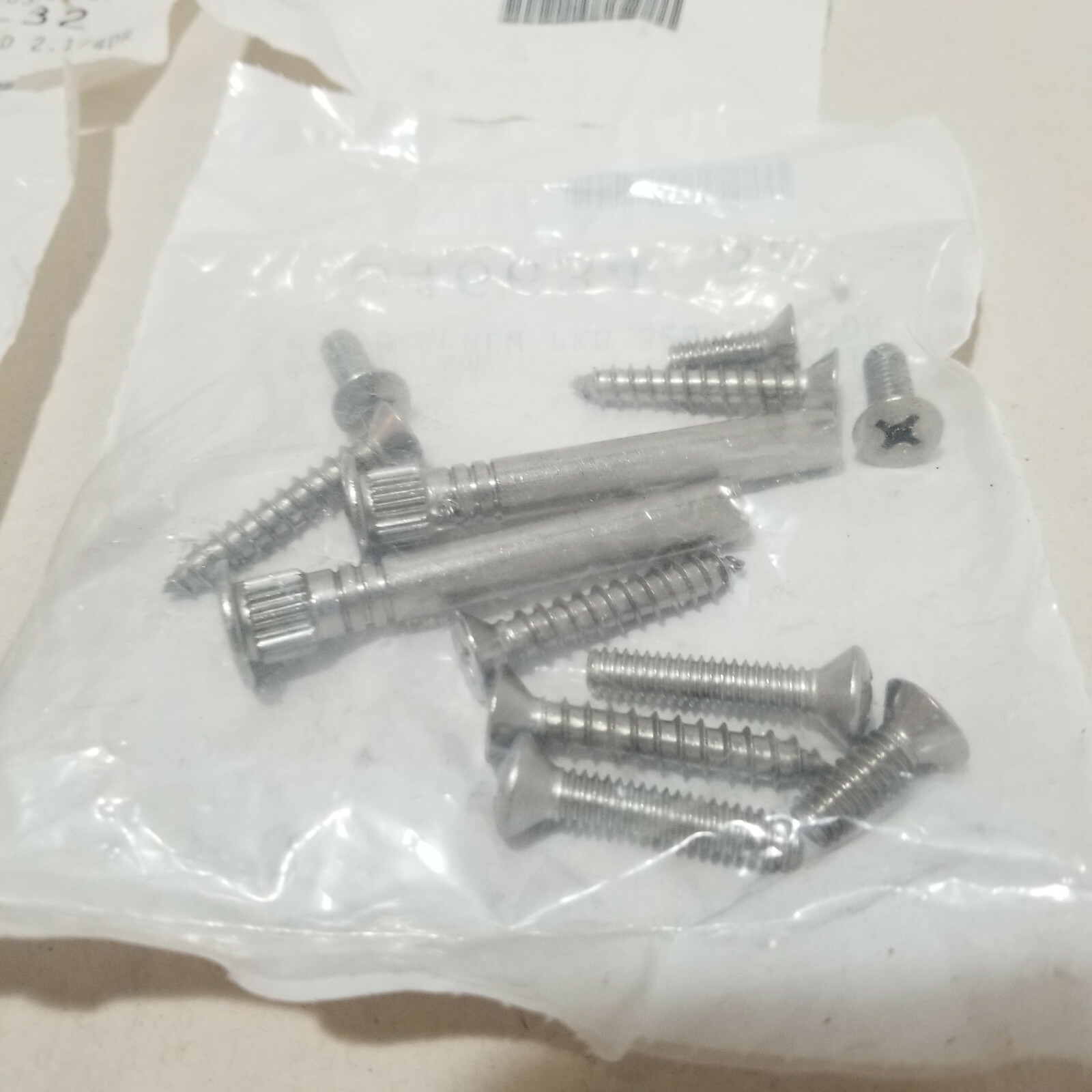 GLYNN-JOHNSON 904 THRU BOLT & SCREW PKG FOR 90 series surface overhead