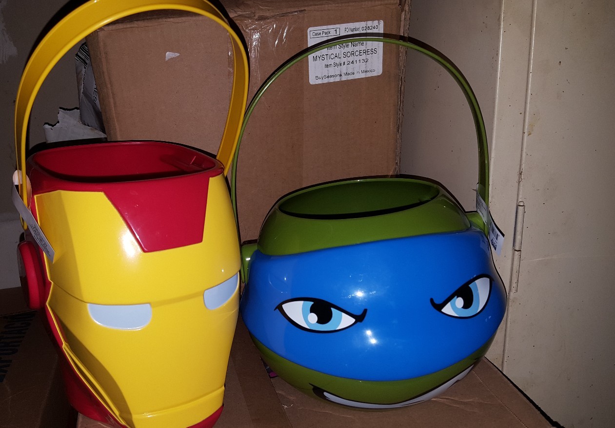 New Iron Man Candy Pail Marvel Comics Halloween OR TMNT Leo Figural Plastic Pail