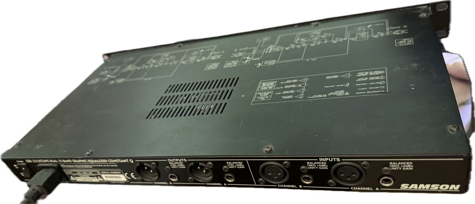Samson E30, 2/3 Octave Stereo 15 Band Graphic Equalizer, Rack Mounting