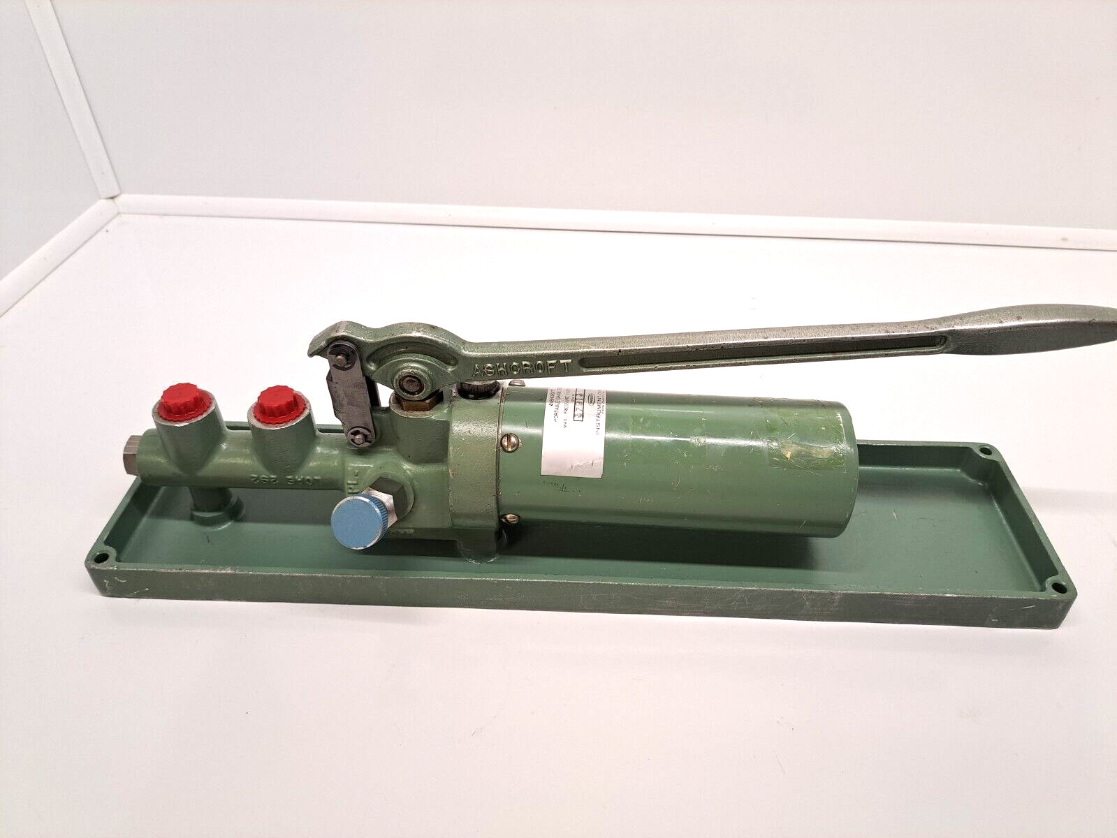 ASHCROFT 1305B-100 DEADWEIGHT TESTER WITH 27 WEIGHTS BR