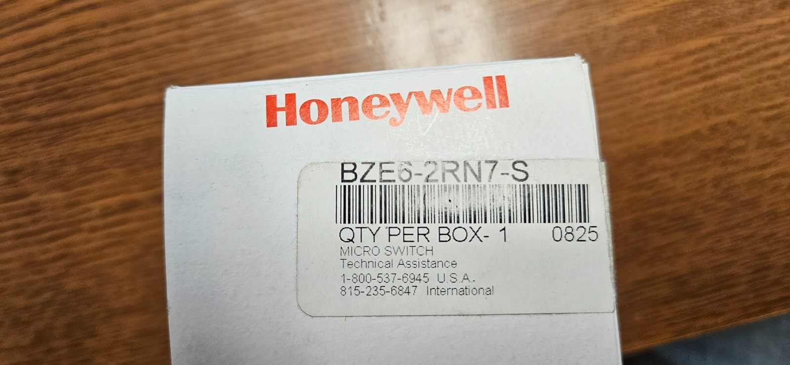 Micro Switch BZE6-2RN7-S (New)
