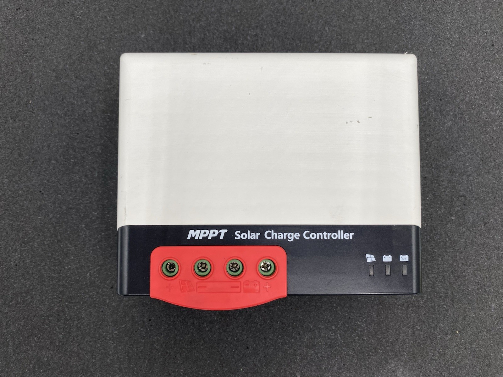 TOPYOND MPPT SOLAR CHARGE CONTROLLER MC2440N10 TESTED