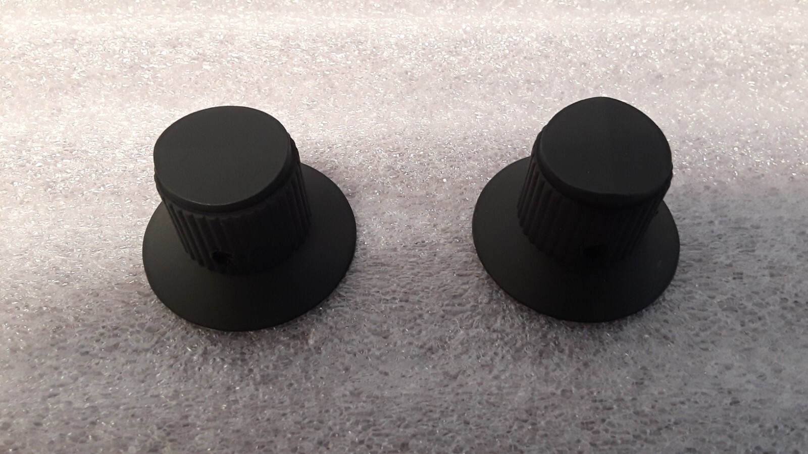 PN# MS91528-2G2B - RAYTHEON - CONTROL KNOB