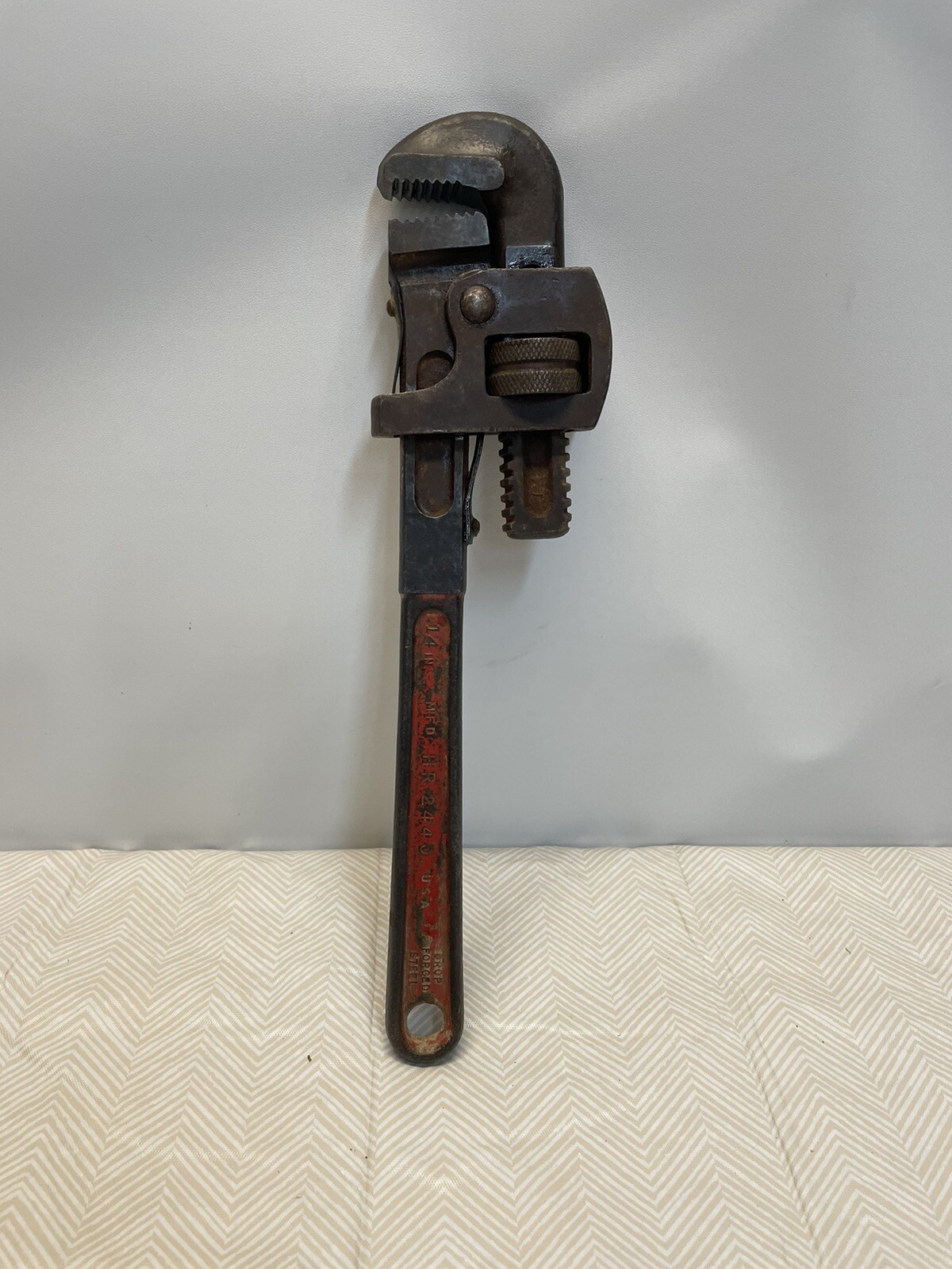 vintage Western Auto 14 in pipe wrench med HR 2440
