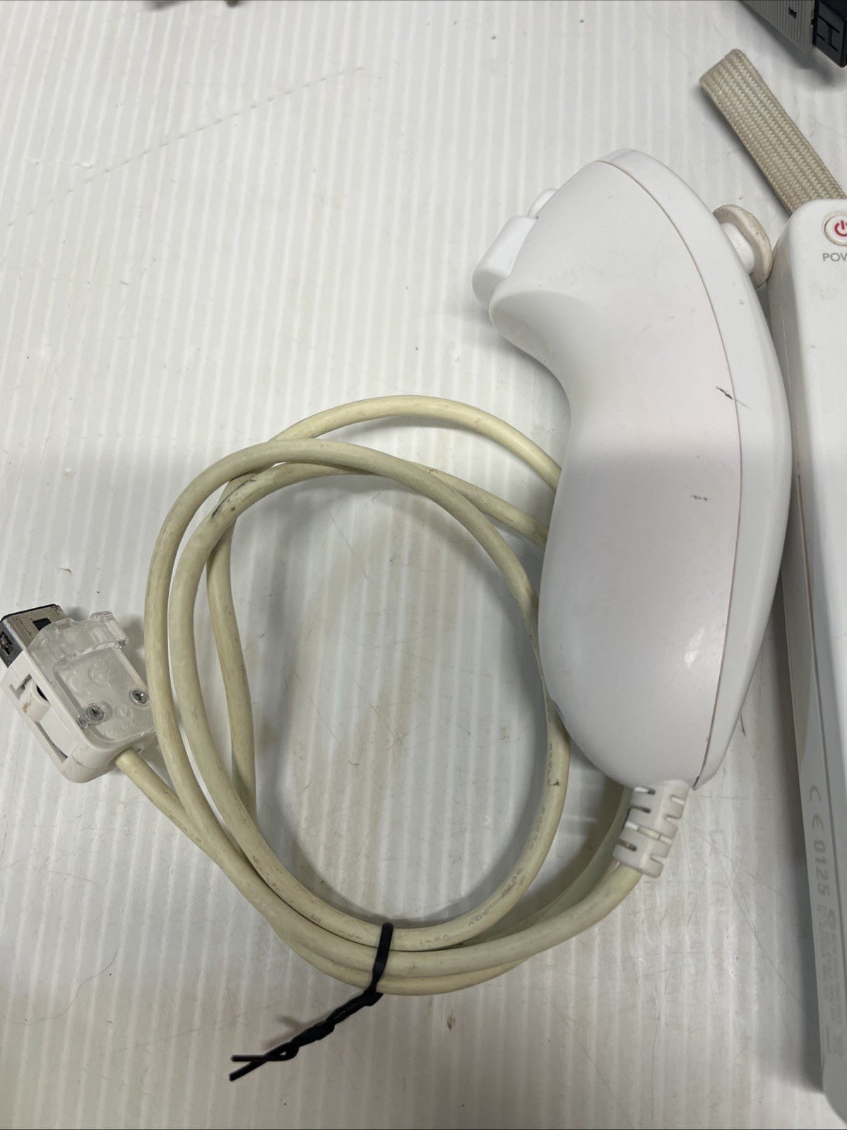 Nintendo Wii Console Bundle - RVL-001 3 Controllers AC Adapter Sensor Bar WORKS