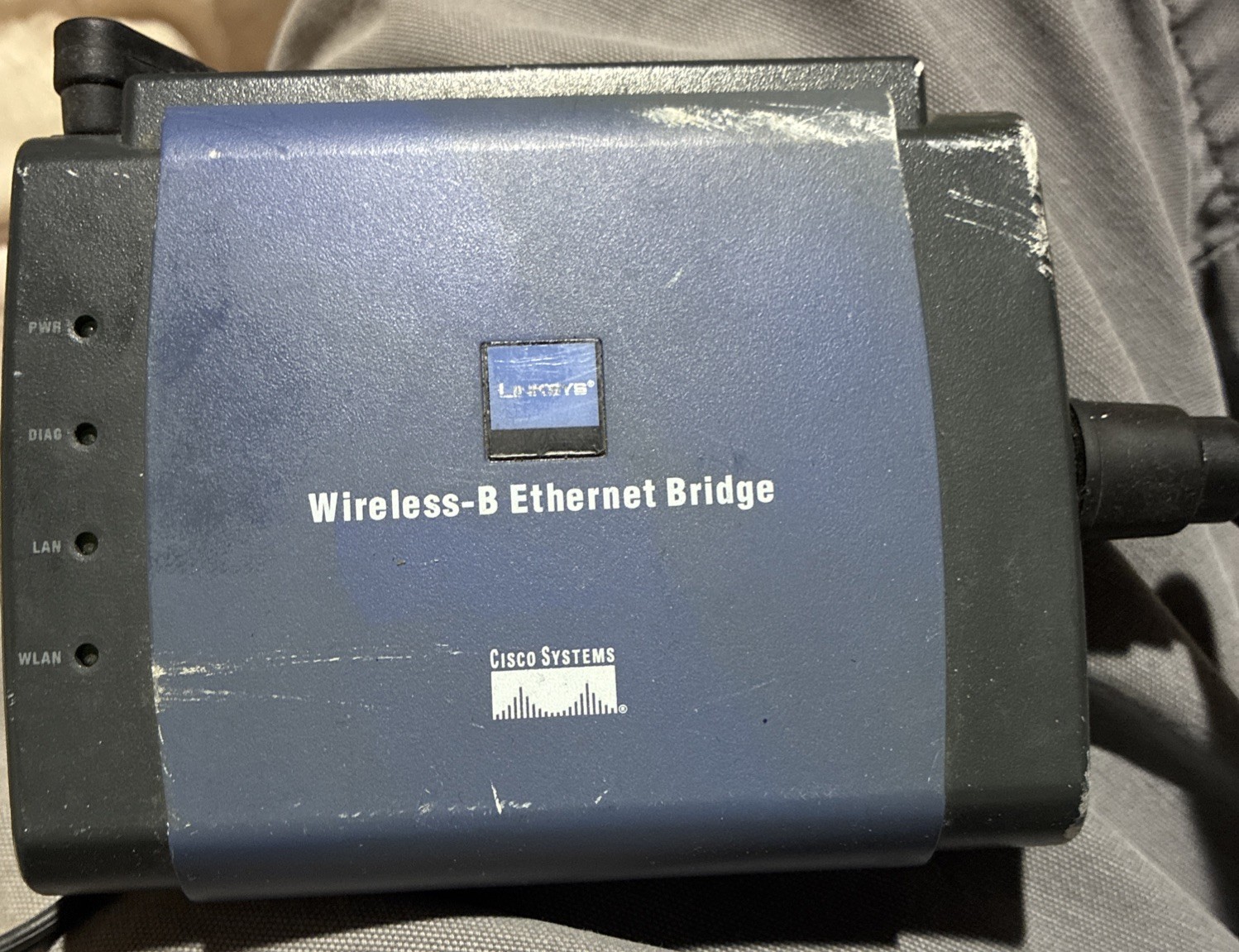 Cisco-Linksys WET11 Wireless Ethernet Bridge - Used