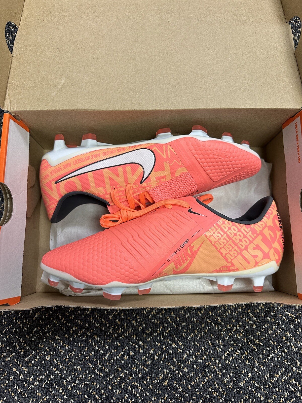 Nike Phantom Venom Pro FG Mango Bright White AO8738-810 Men Sz 6 Soccer Cleat